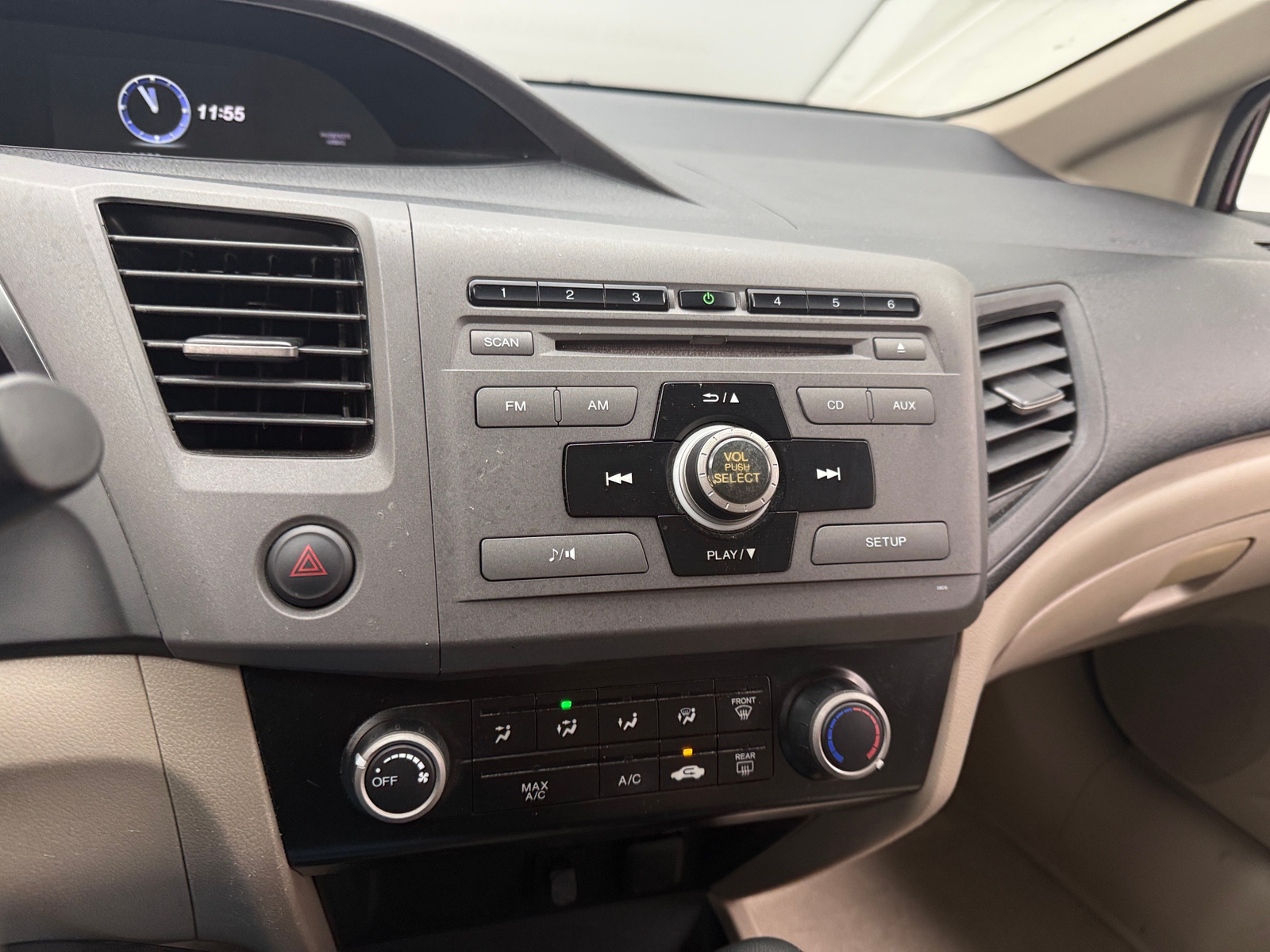 Thumbnail: 2012 Honda Civic - 4