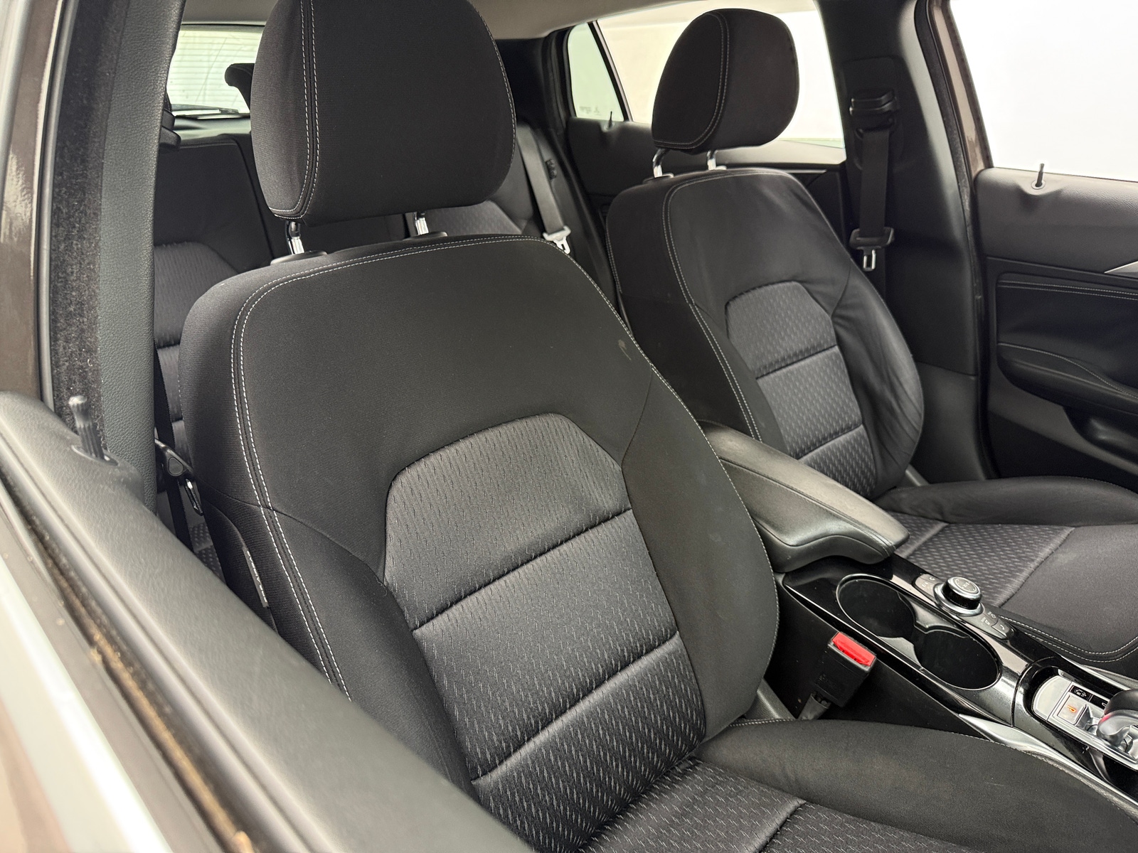 Thumbnail: 2017 INFINITI QX30 - 2