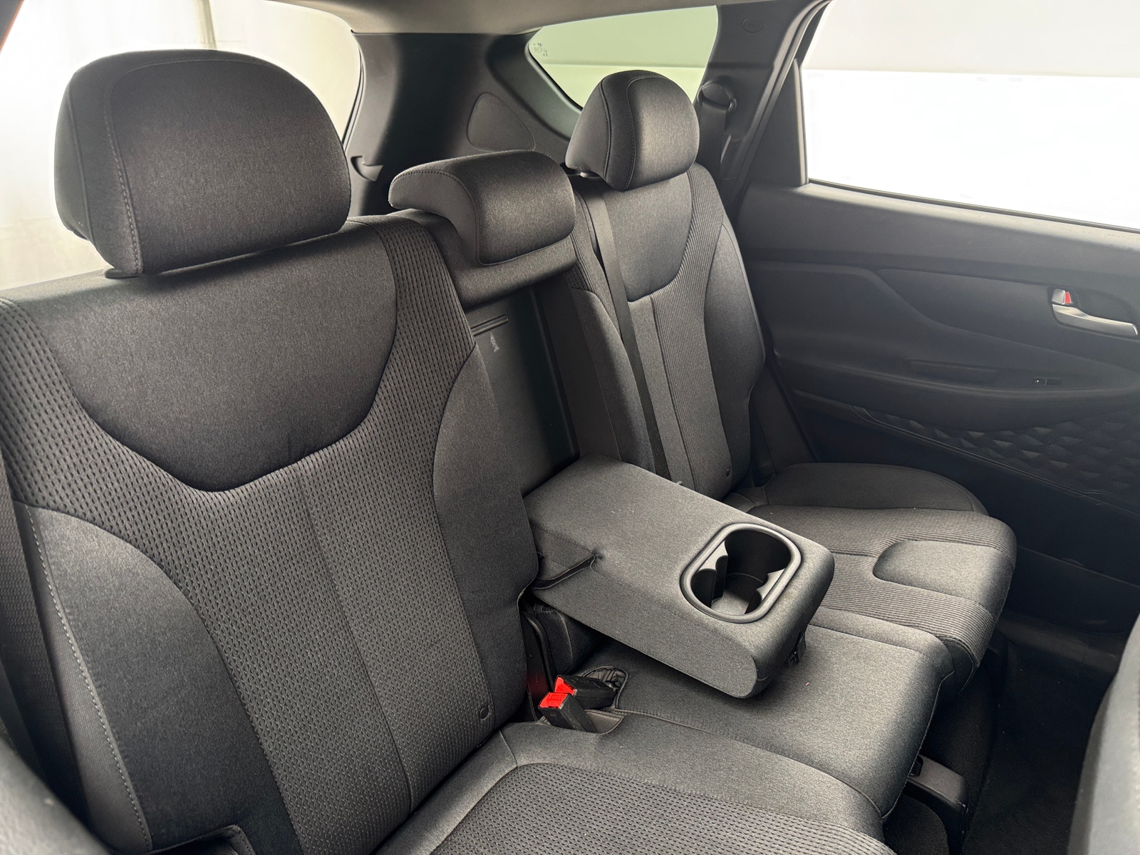 Thumbnail: 2019 Hyundai Santa Fe - 6