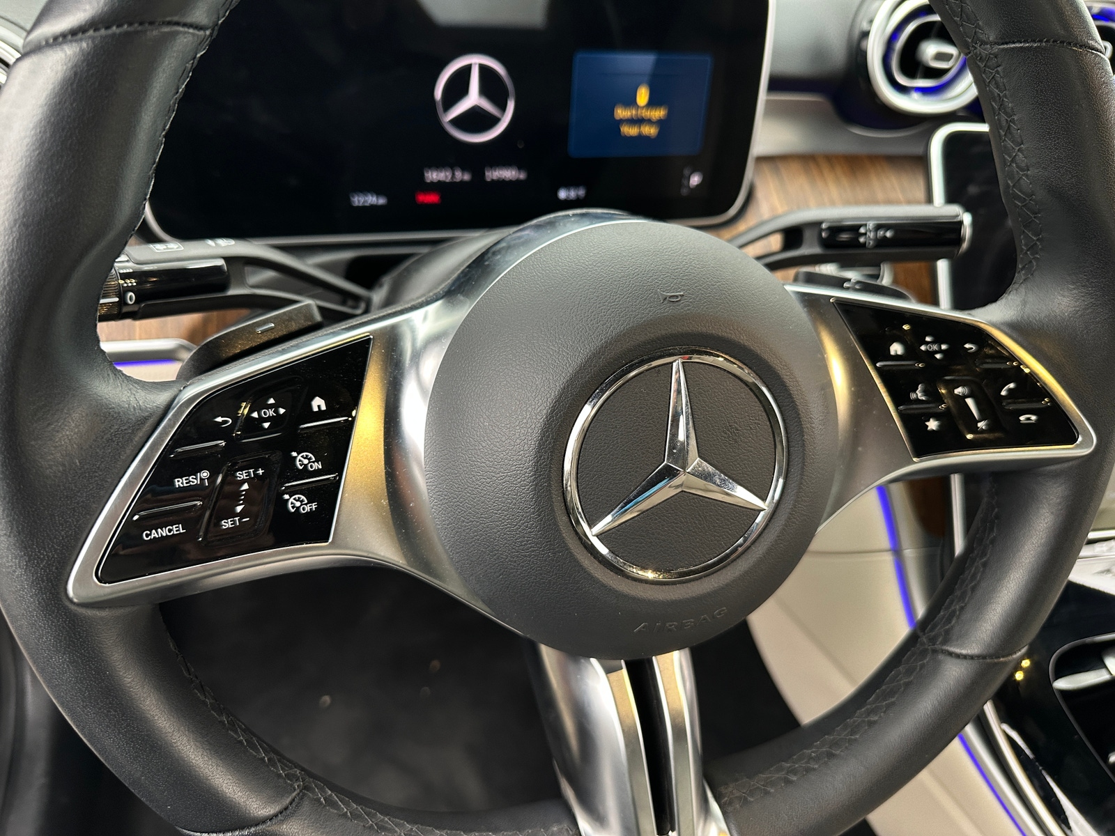 Thumbnail: 2025 Mercedes-Benz CLE - 3