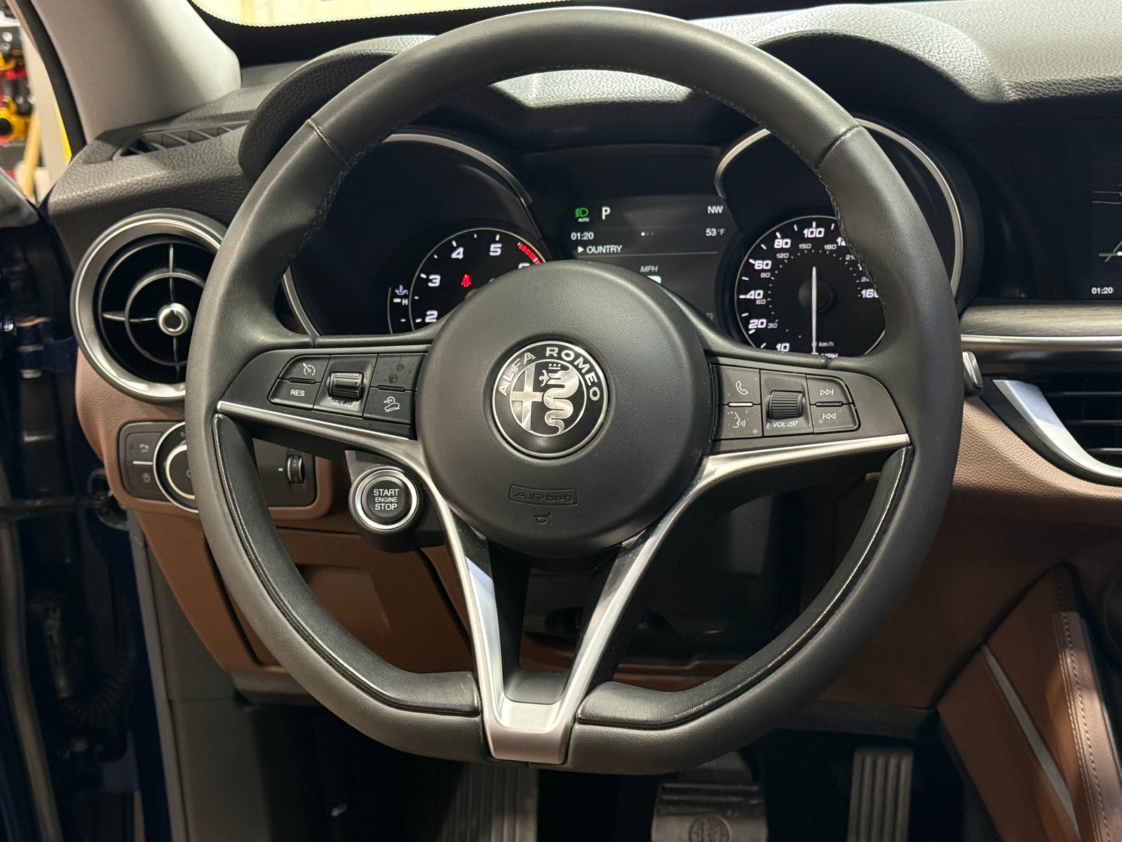 Thumbnail: 2018 Alfa Romeo Stelvio - 4