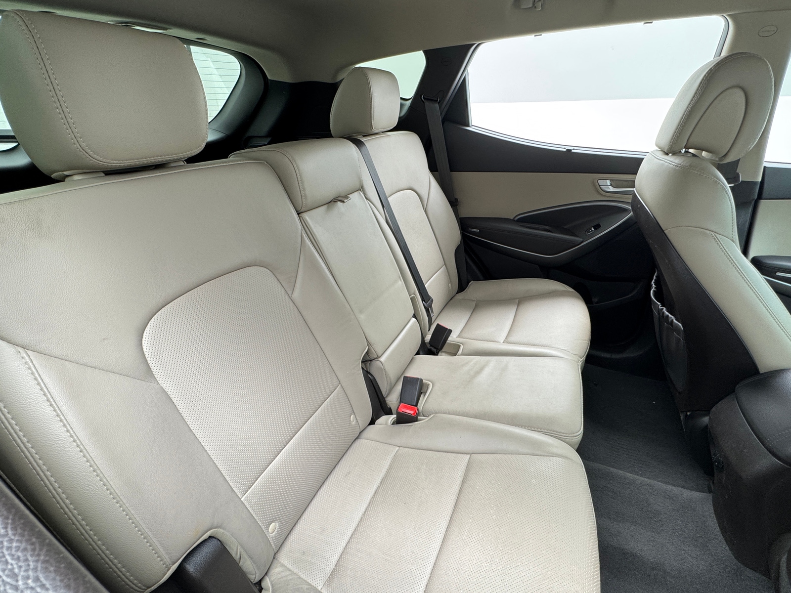 Thumbnail: 2017 Hyundai Santa Fe - 5