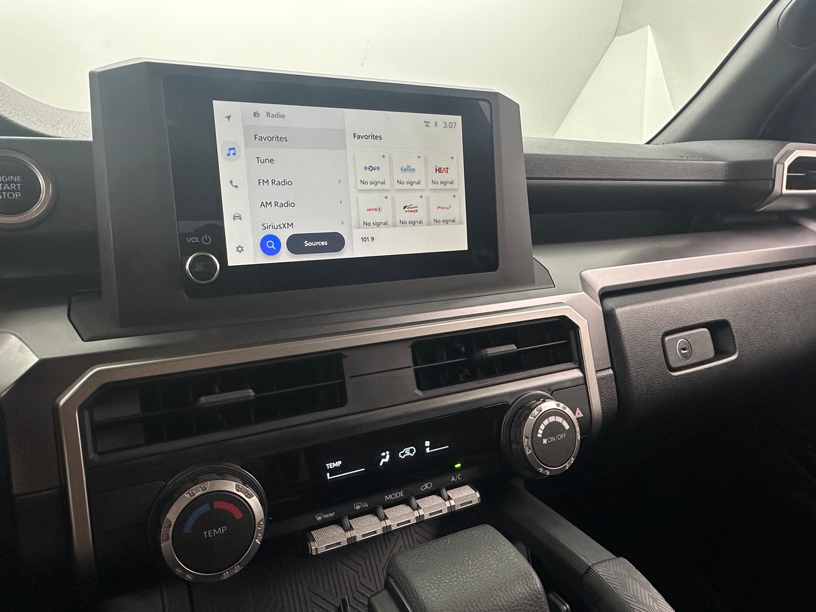 Thumbnail: 2025 Toyota 4Runner - 4