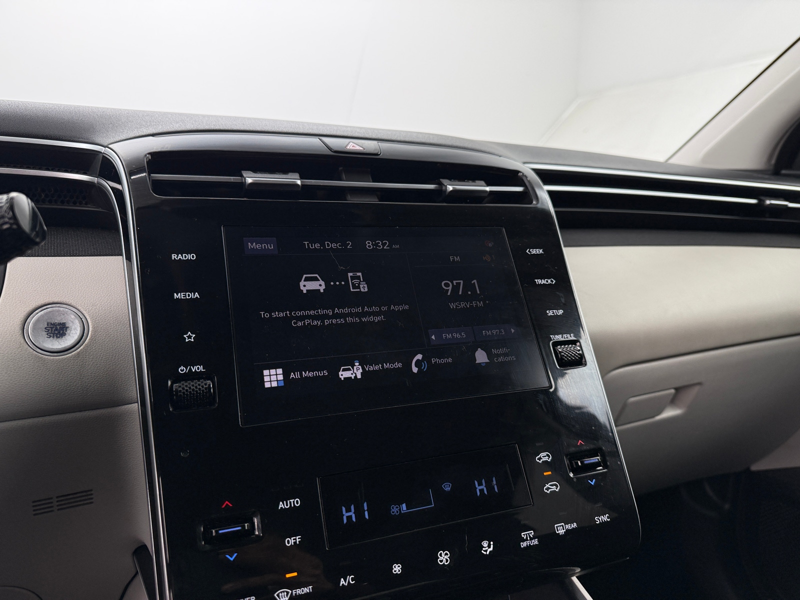 Thumbnail: 2022 Hyundai Tucson - 4