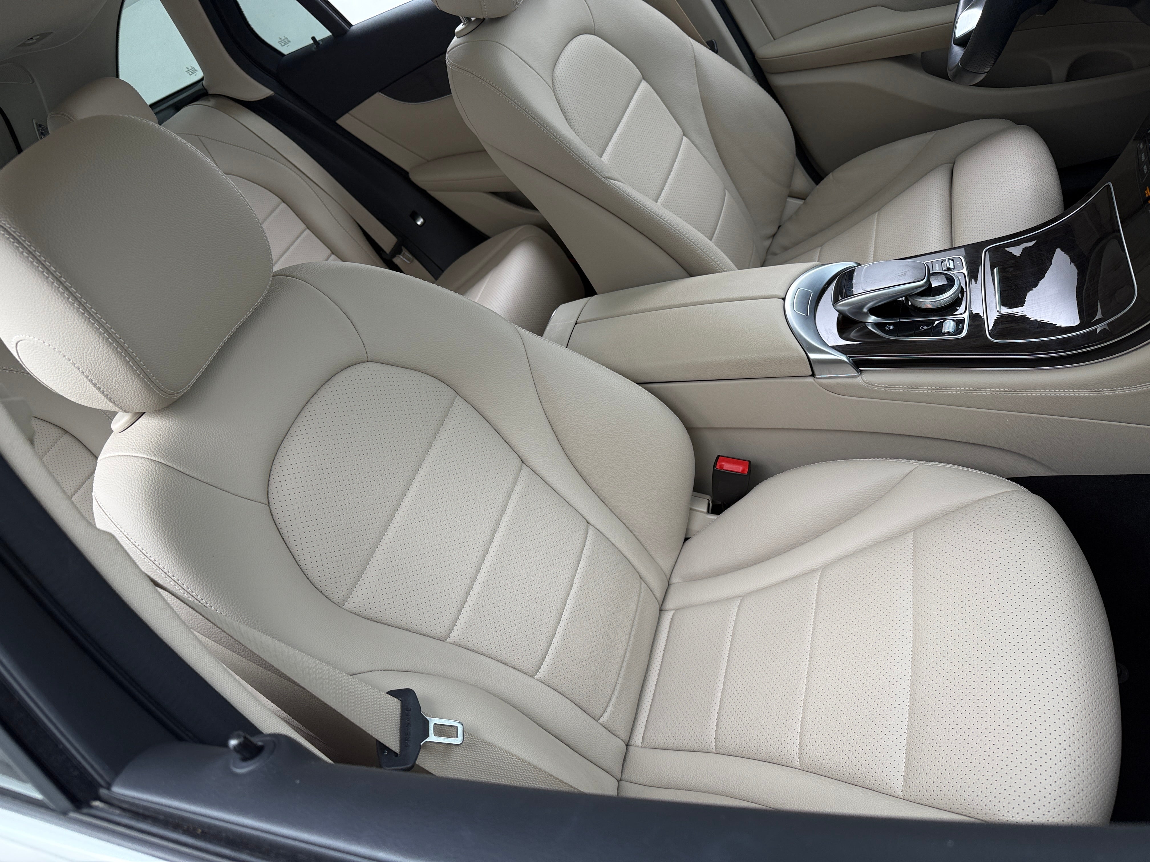 2016 Mercedes-Benz GLC