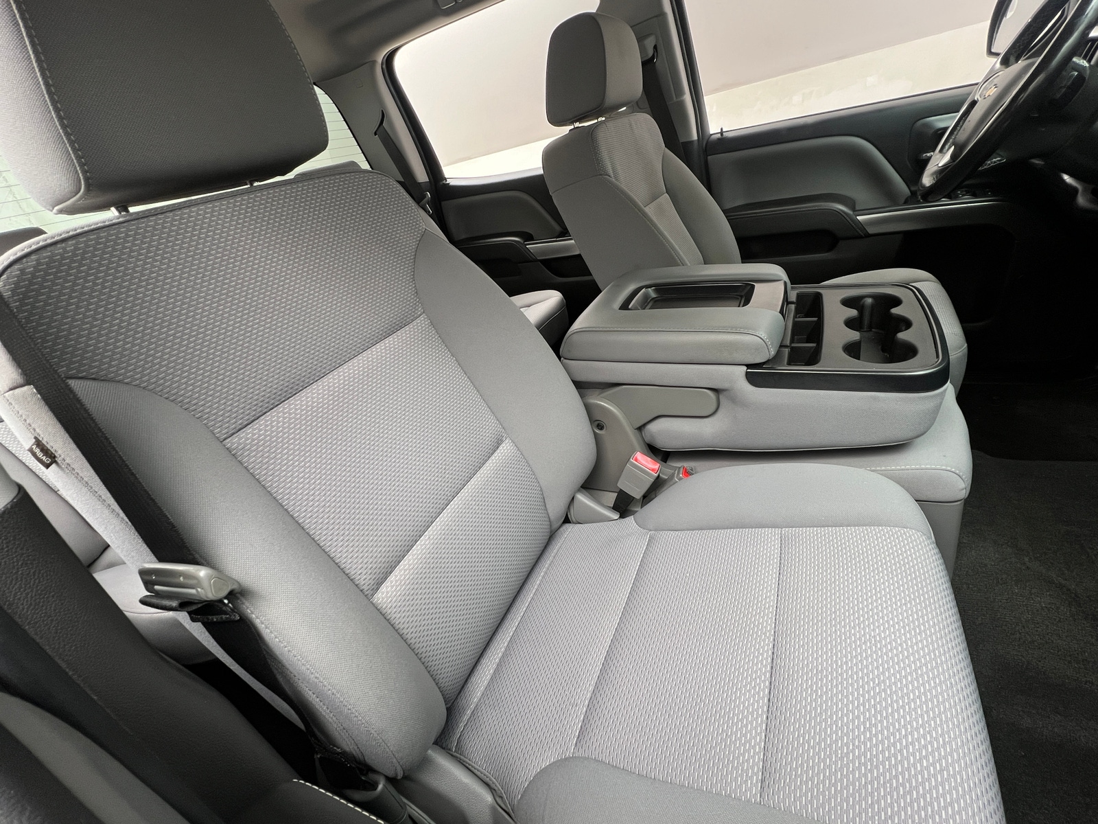 Thumbnail: 2018 Chevrolet Silverado 1500 - 2