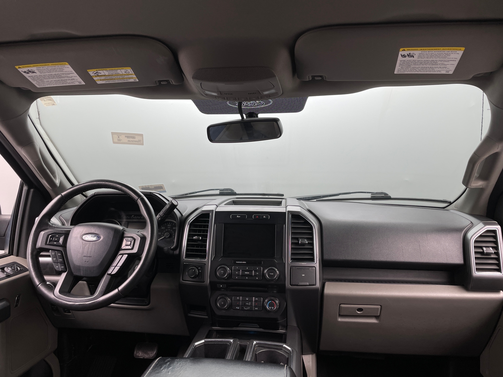 Thumbnail: 2018 Ford Econoline - 3