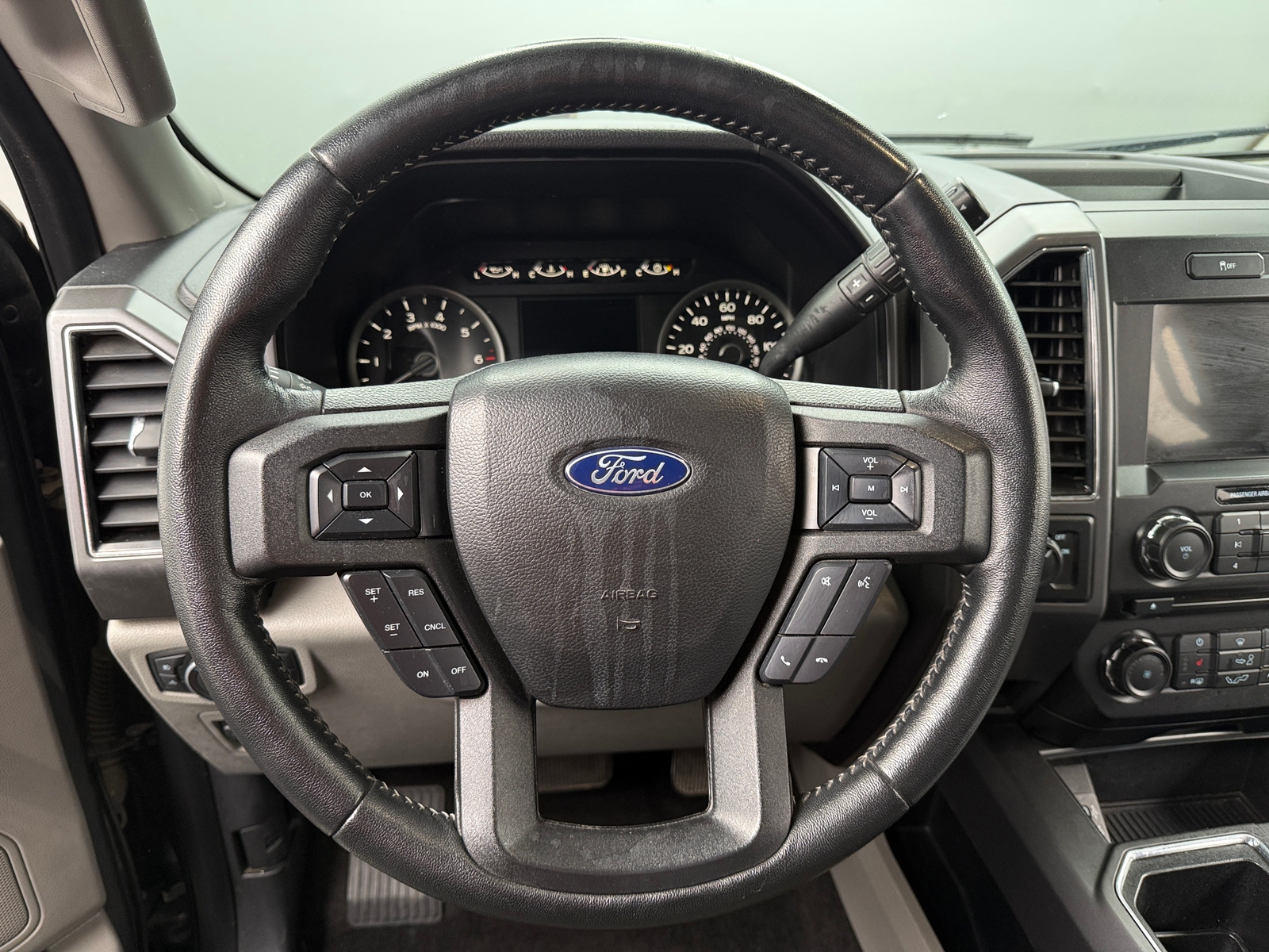 Thumbnail: 2018 Ford Econoline - 5