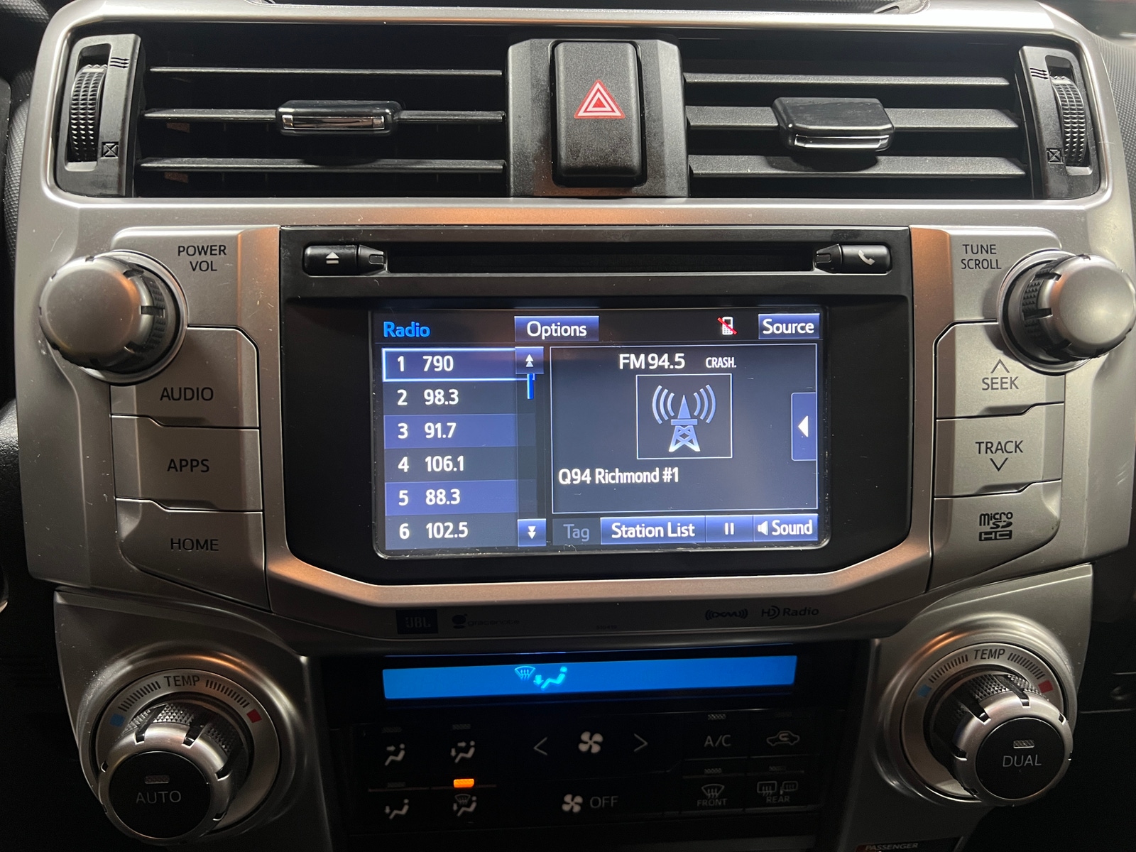 Thumbnail: 2019 Toyota 4Runner - 3