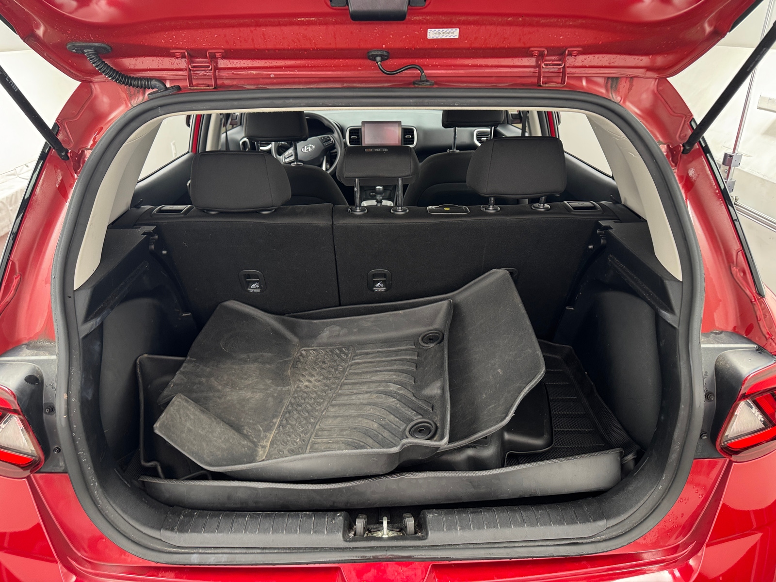 Thumbnail: 2021 Hyundai Venue - 7