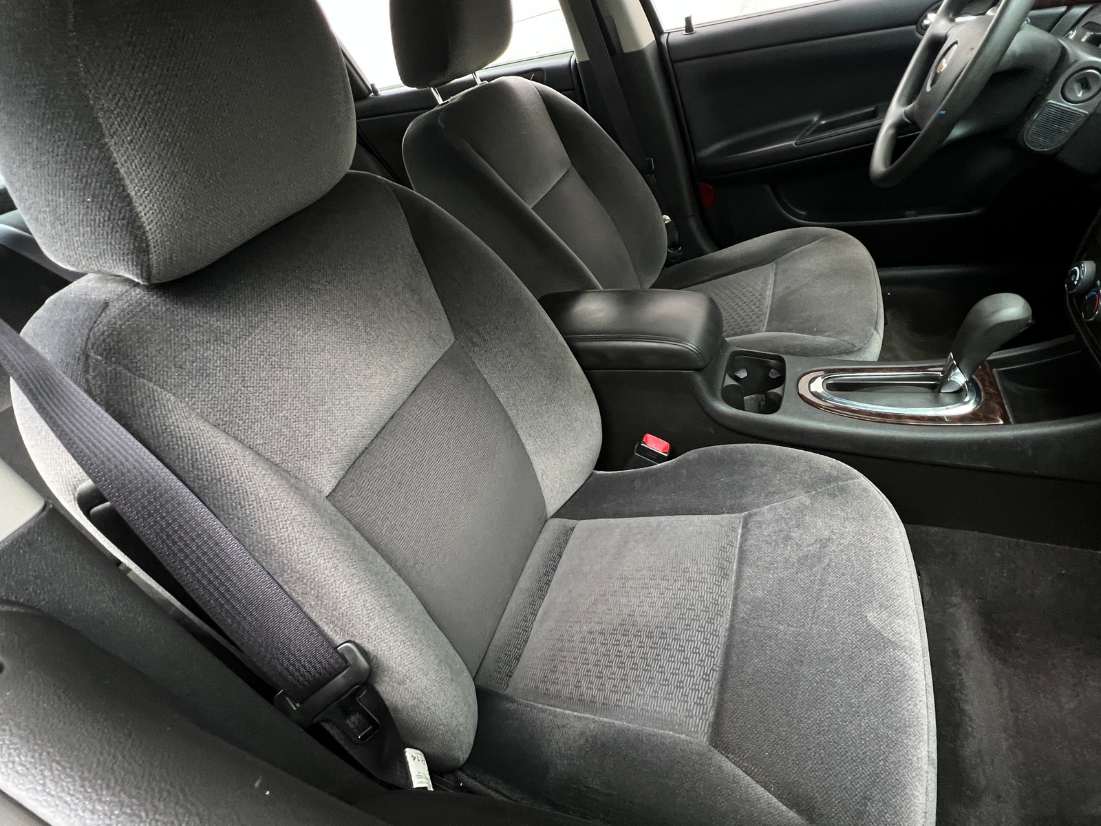 Thumbnail: 2015 Chevrolet Impala - 2