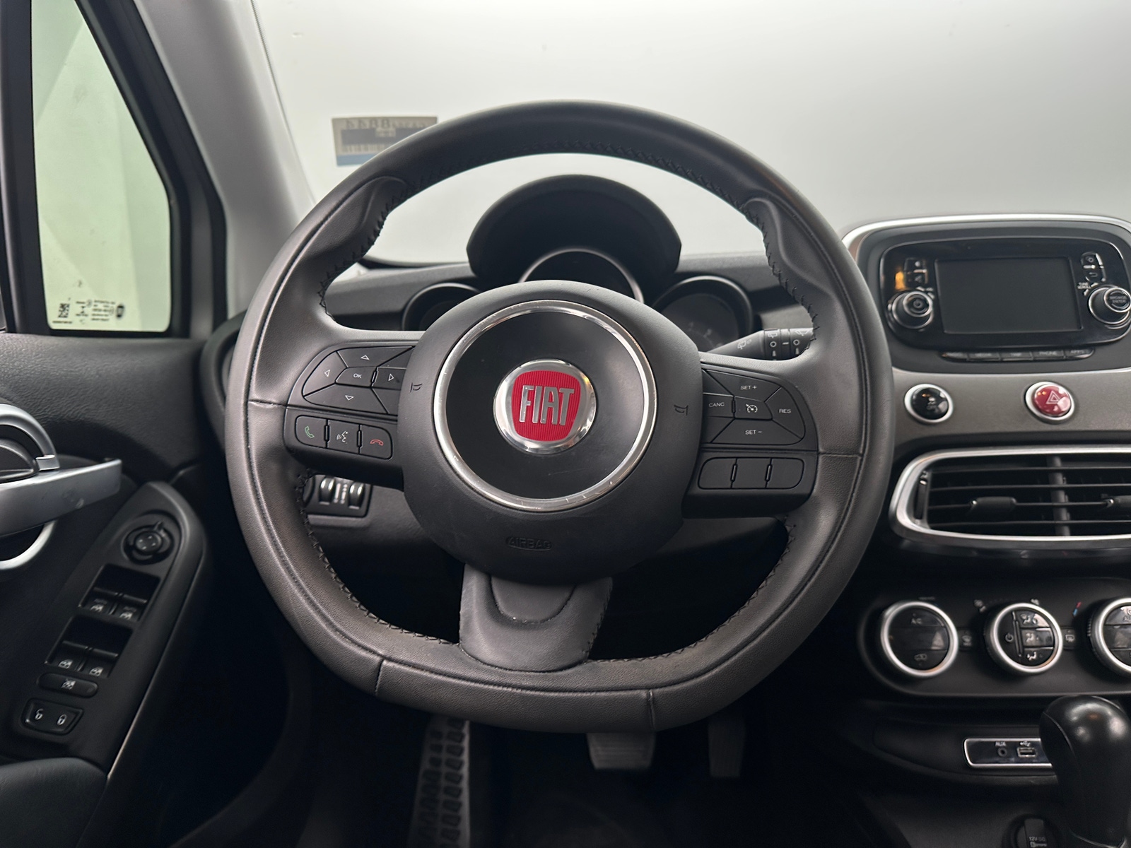 Thumbnail: 2017 Fiat 500X - 5