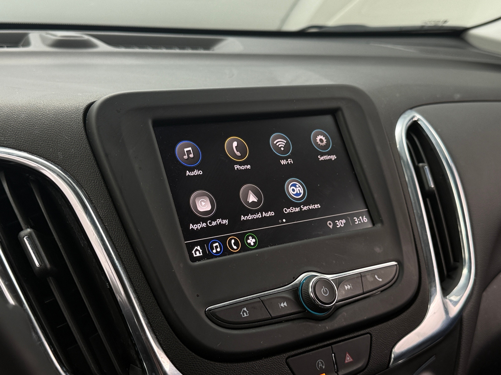 Thumbnail: 2024 Chevrolet Equinox - 4