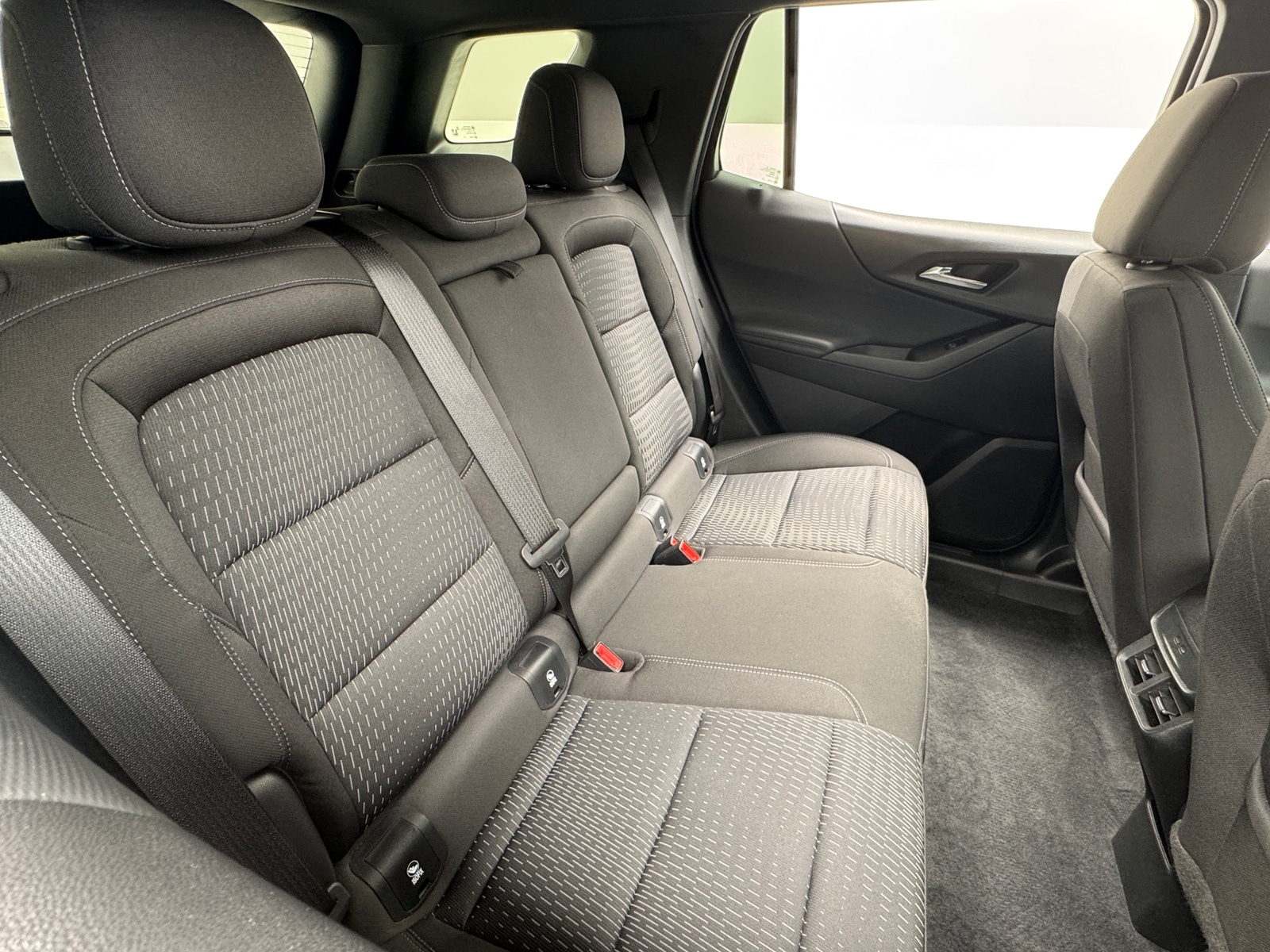 Thumbnail: 2025 Chevrolet Equinox - 6