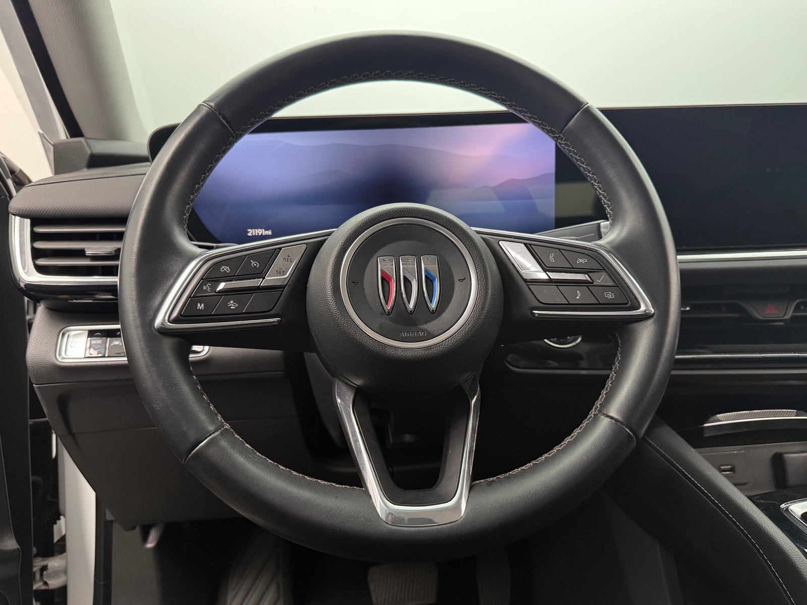 Thumbnail: 2024 Buick Envision - 4