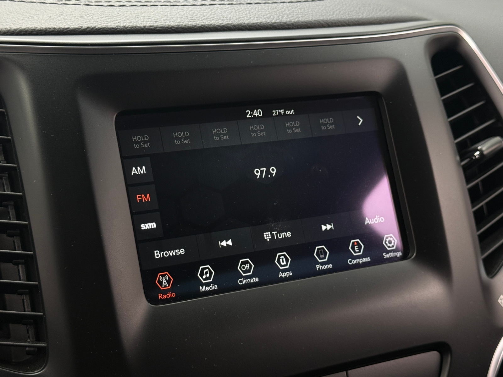 Thumbnail: 2019 Jeep Cherokee - 4