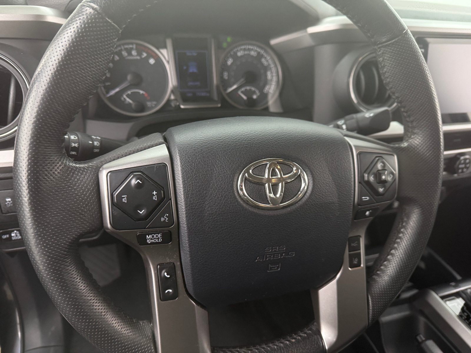 Thumbnail: 2020 Toyota Tacoma - 5