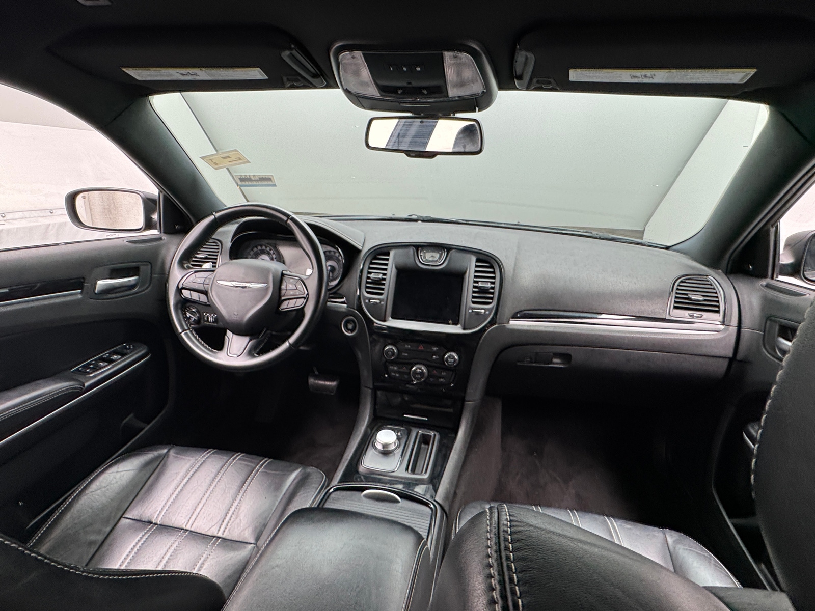 Thumbnail: 2019 Chrysler 300 - 2