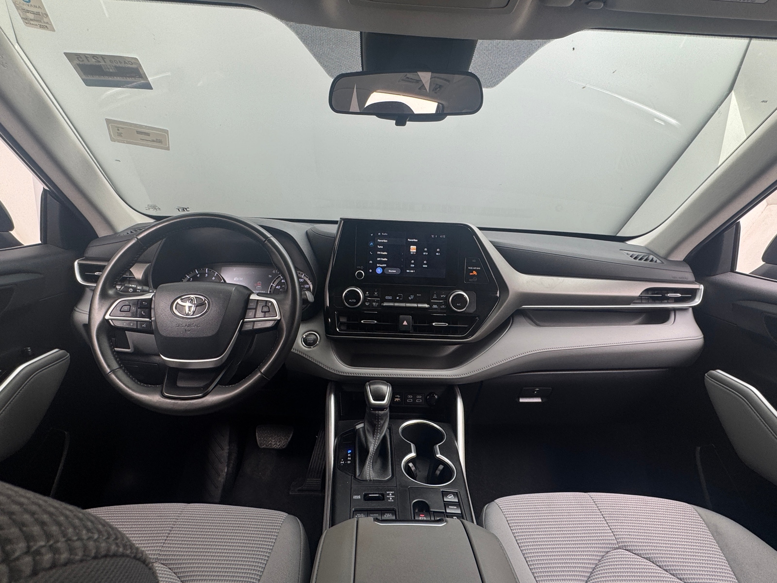 Thumbnail: 2023 Toyota Highlander - 3