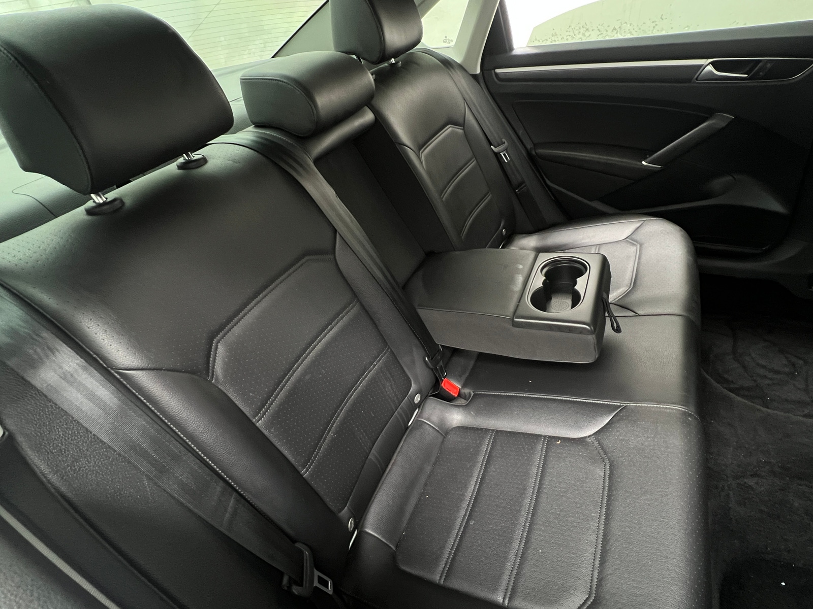 Thumbnail: 2017 Volkswagen Passat - 5