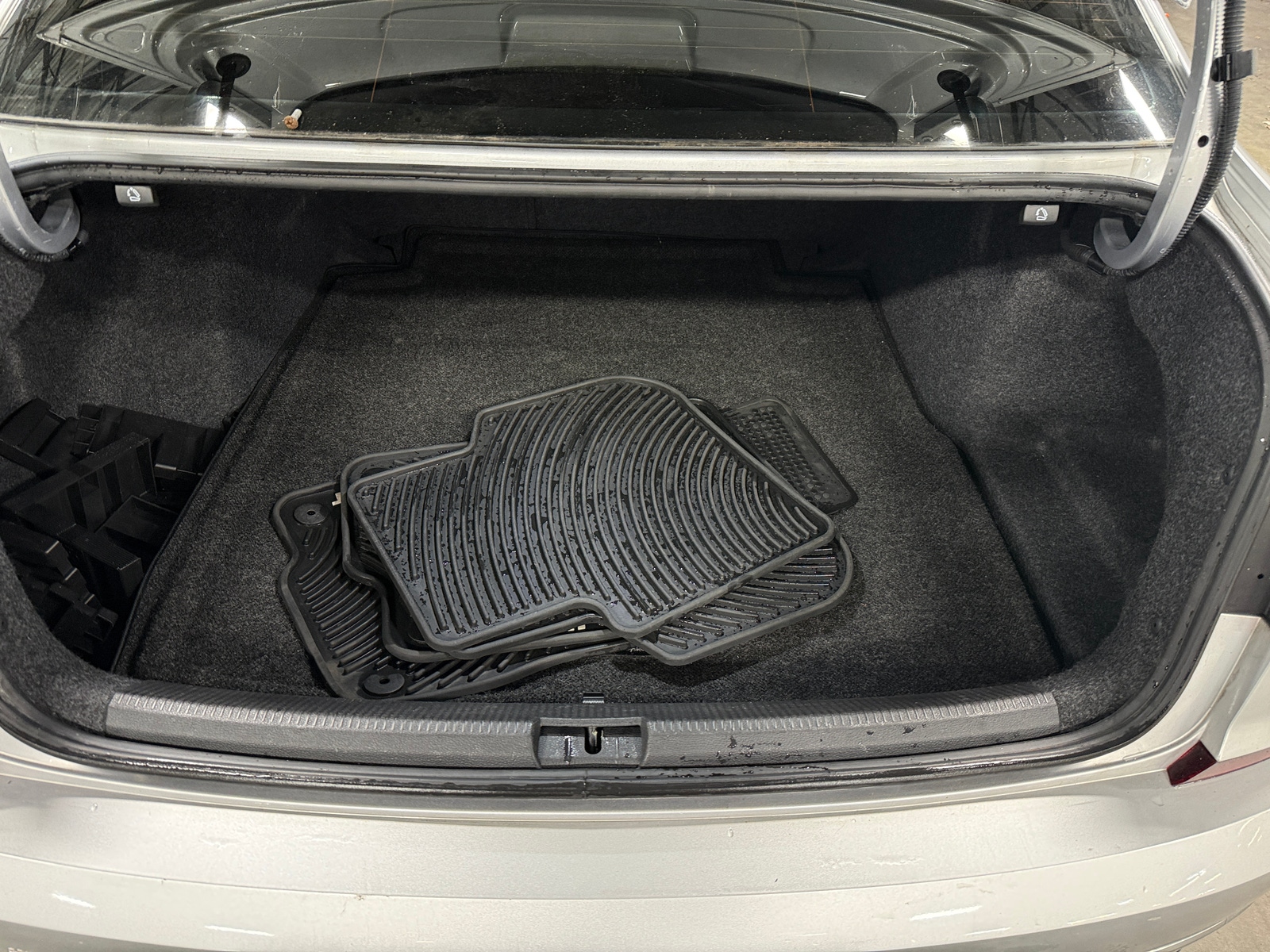 Thumbnail: 2017 Volkswagen Passat - 6