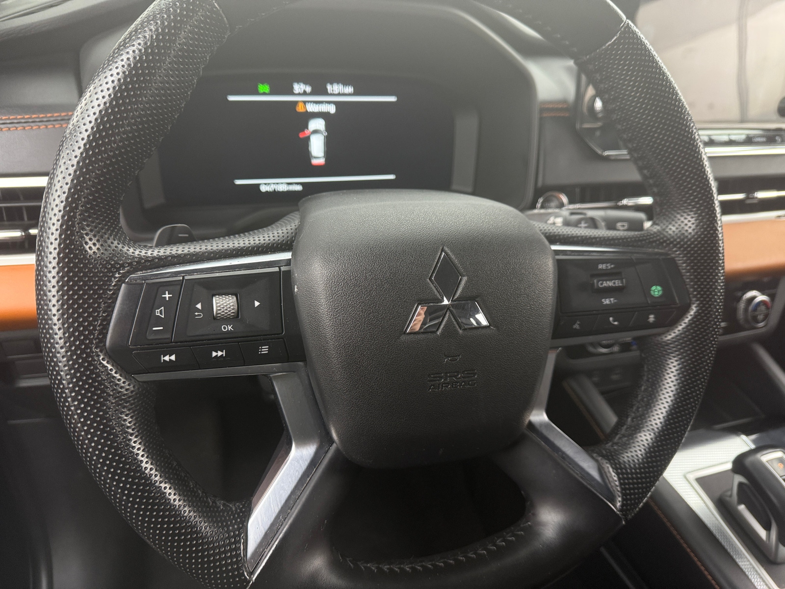 Thumbnail: 2022 Mitsubishi Outlander - 4