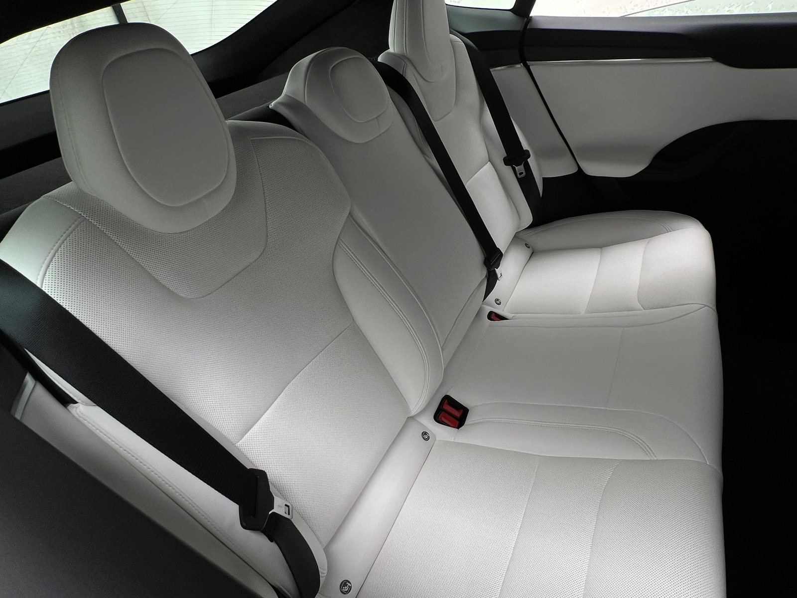 Thumbnail: 2022 Tesla Model S - 4