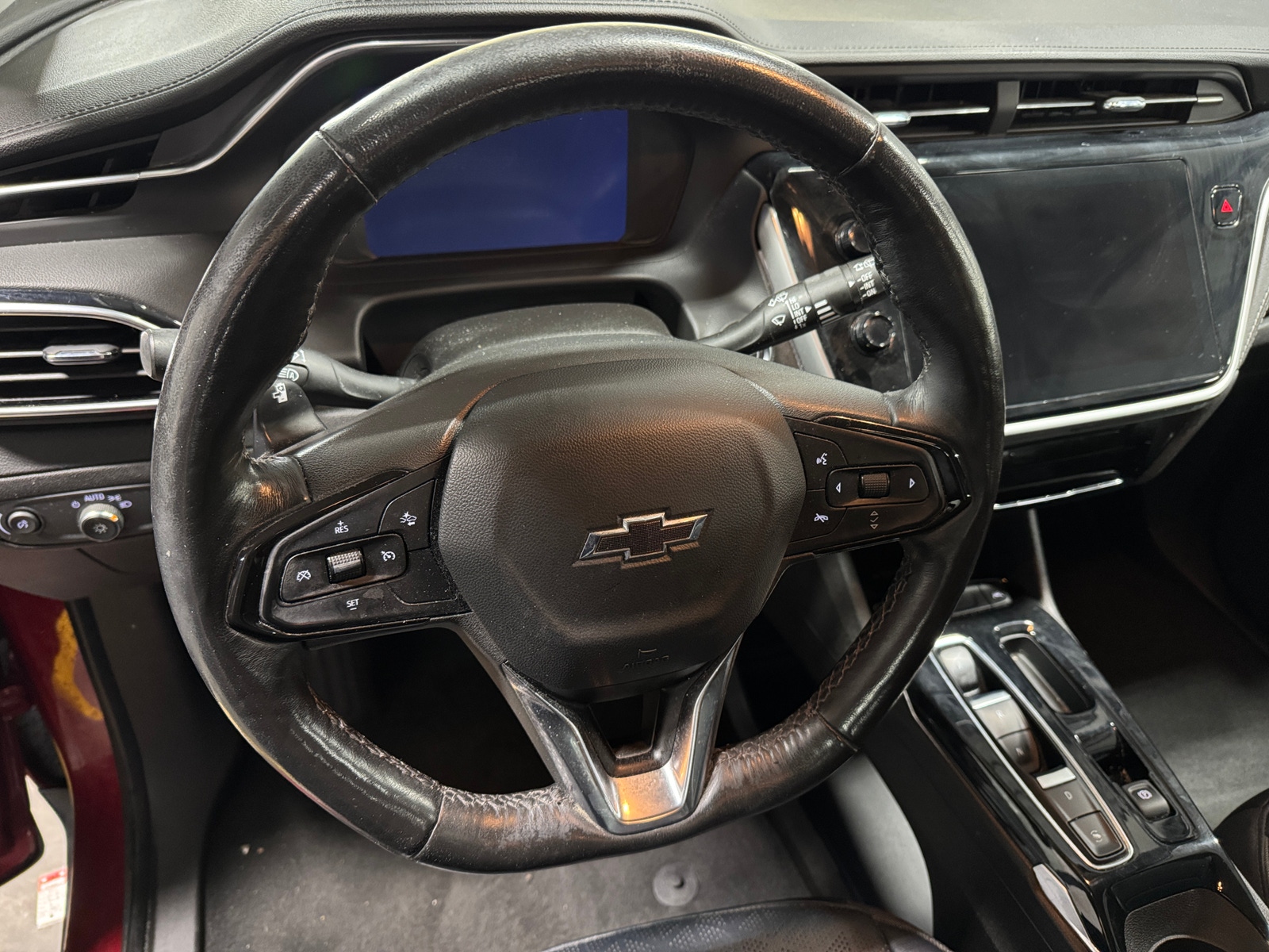 Thumbnail: 2023 Chevrolet Bolt EUV - 4