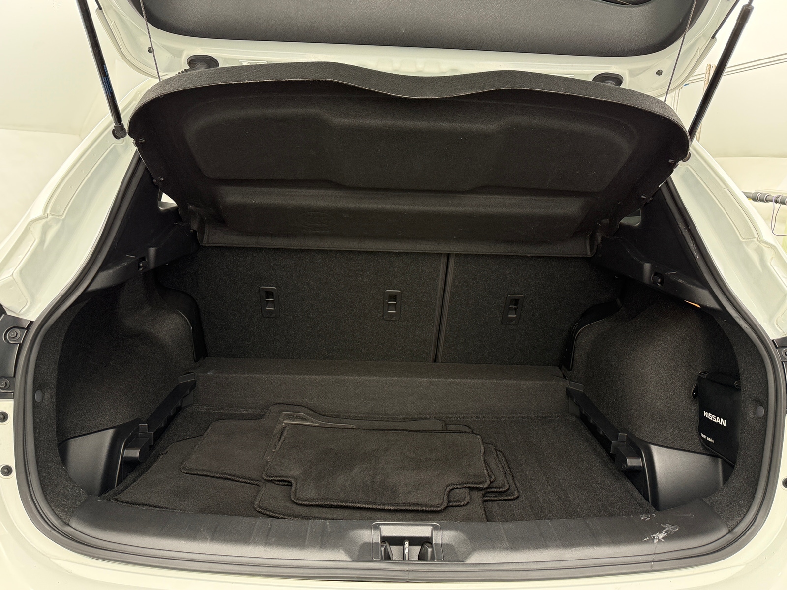 Thumbnail: 2020 Nissan Rogue Sport - 7