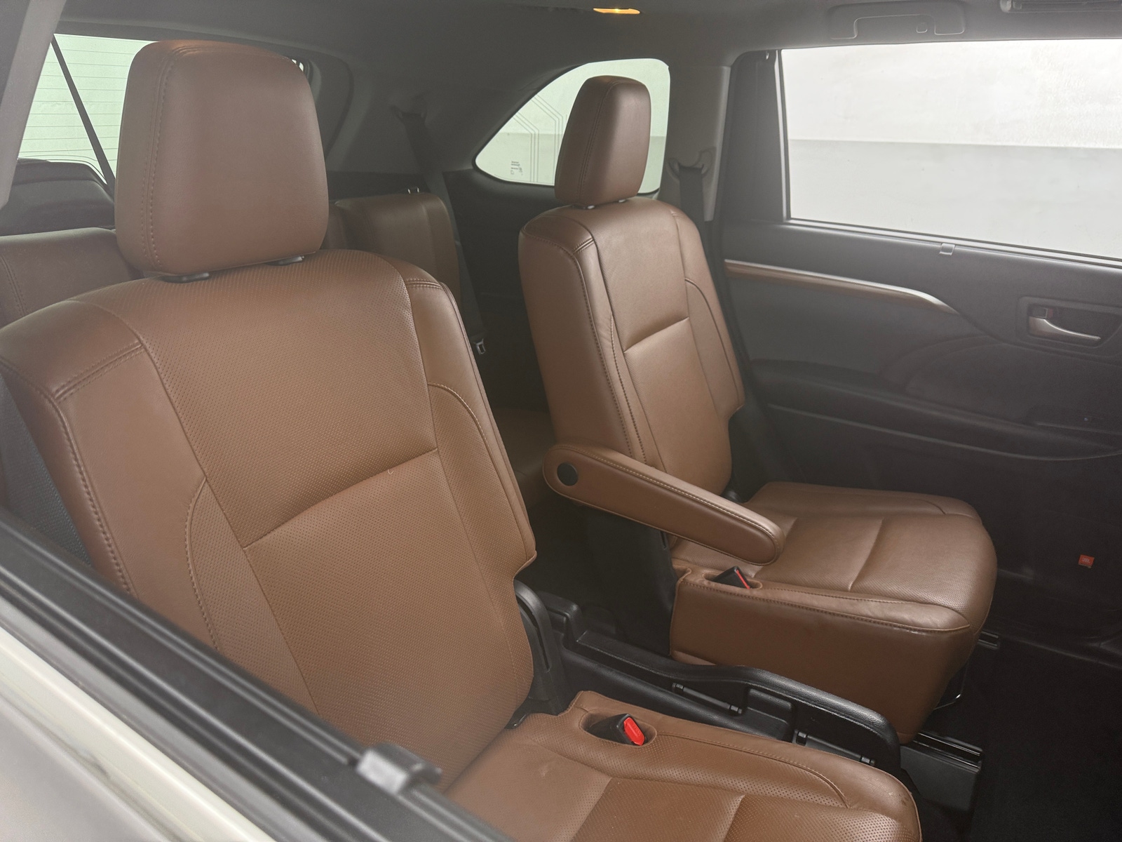 Thumbnail: 2017 Toyota Highlander - 5