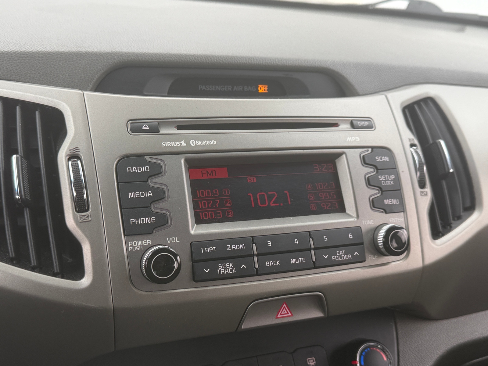 Thumbnail: 2016 Kia Sportage - 4