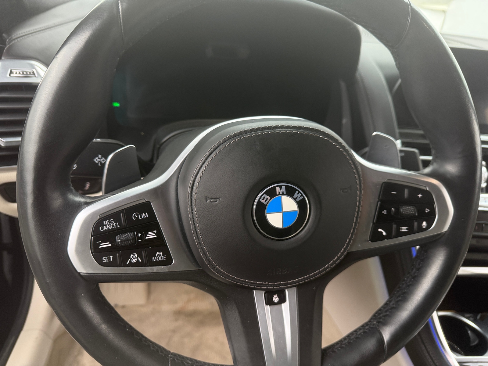 Thumbnail: 2019 BMW 8 Series - 4