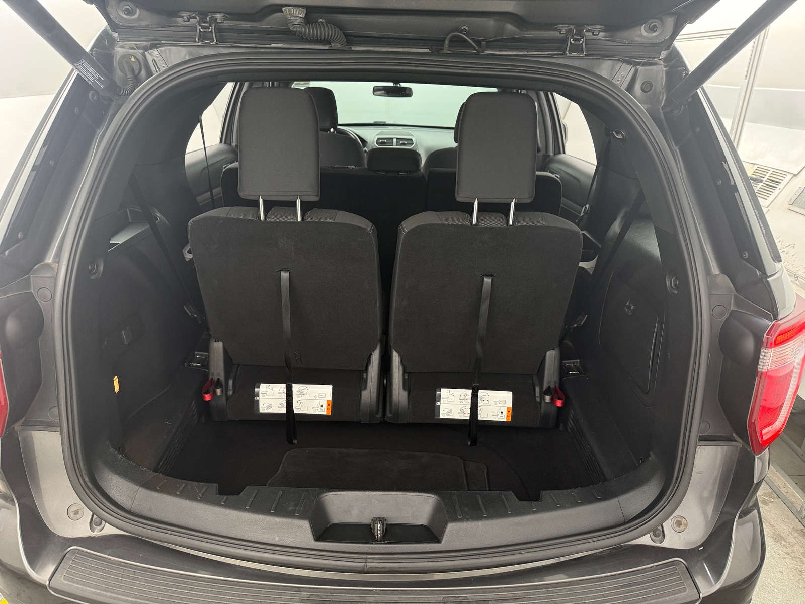 Thumbnail: 2019 Ford Explorer - 7