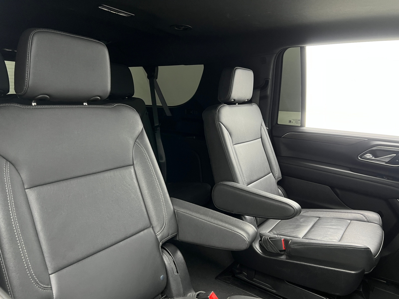 Thumbnail: 2022 Chevrolet Suburban - 5