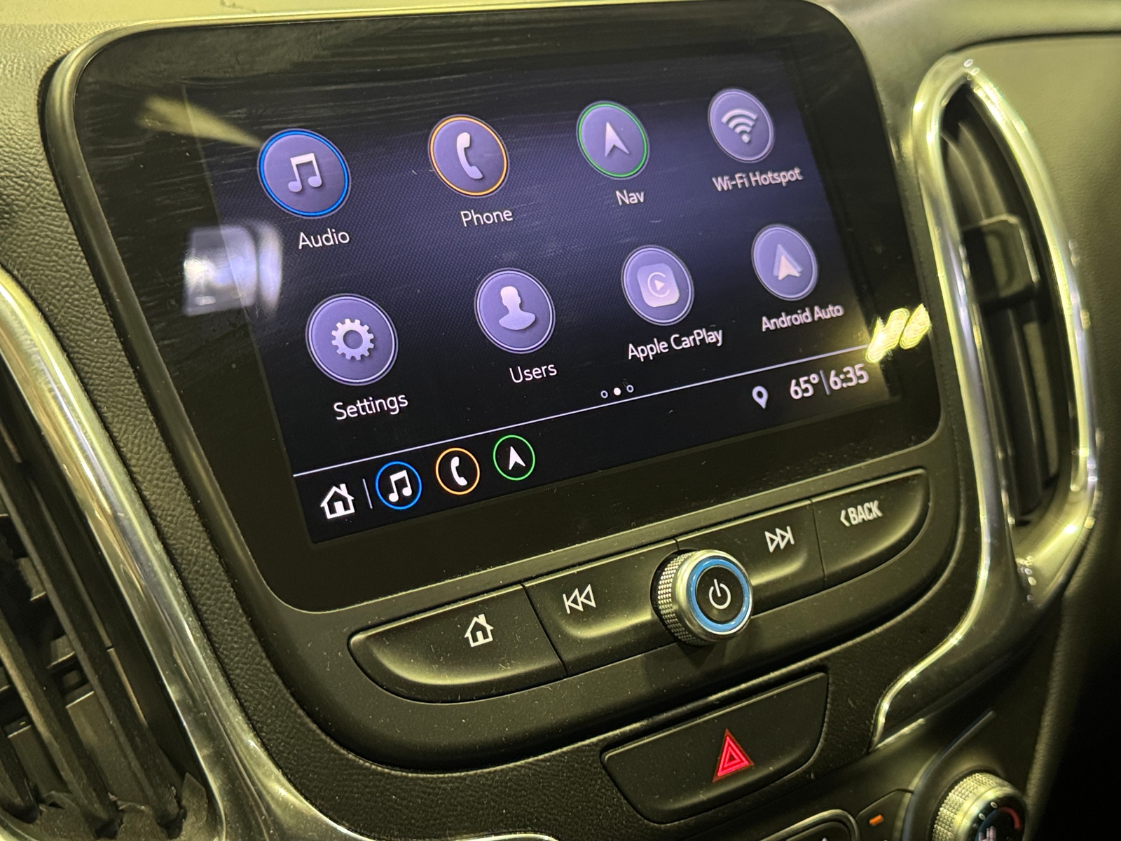 Thumbnail: 2019 Chevrolet Equinox - 4