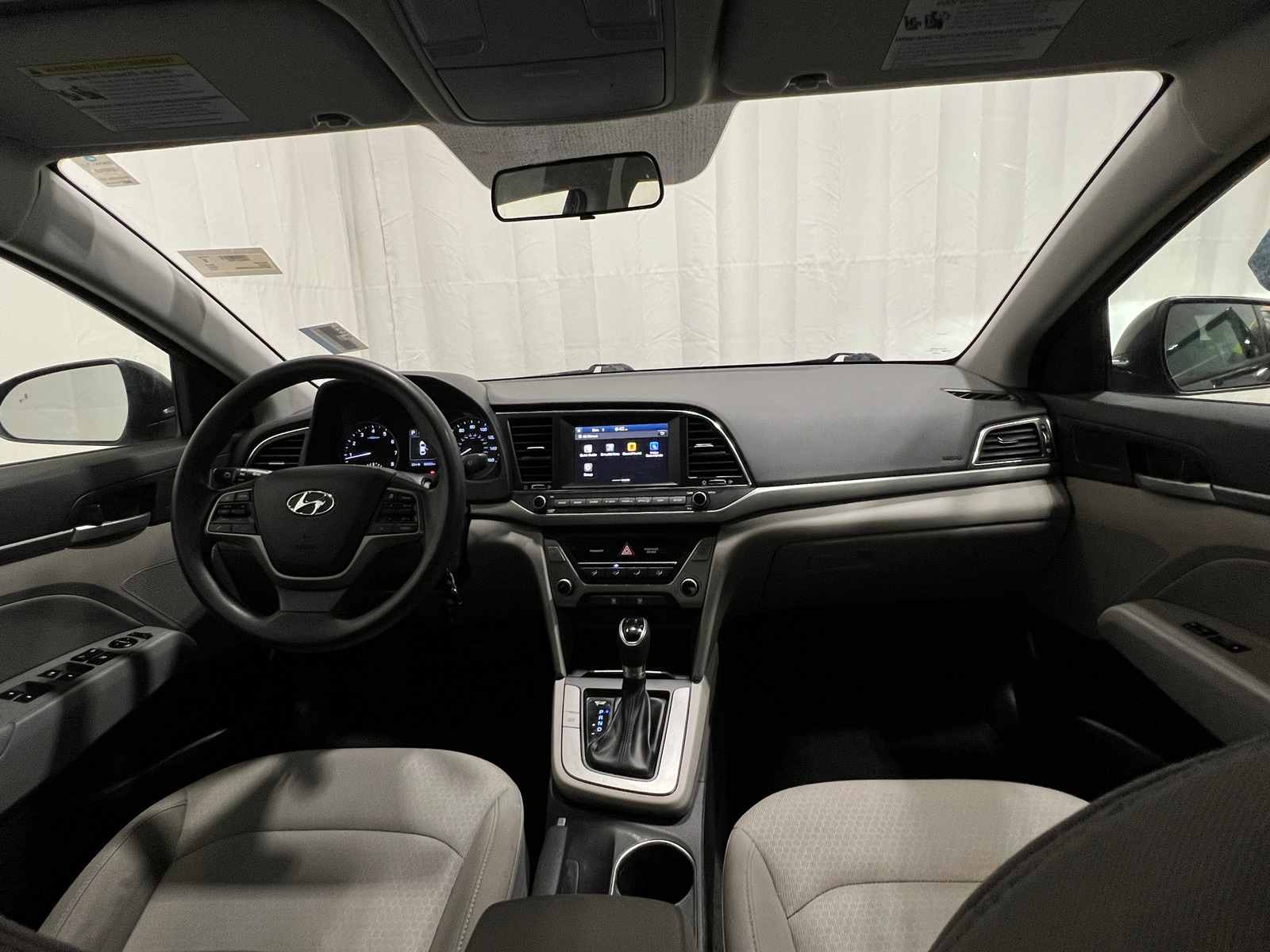 Thumbnail: 2018 Hyundai Elantra - 3