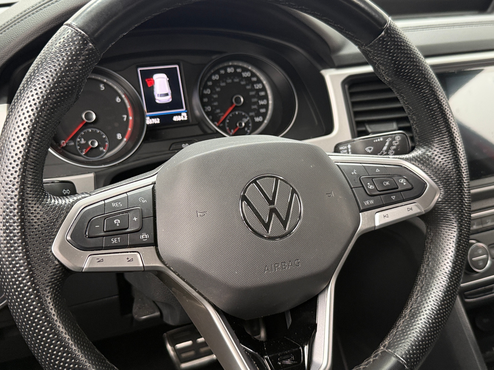 Thumbnail: 2021 Volkswagen Atlas - 4