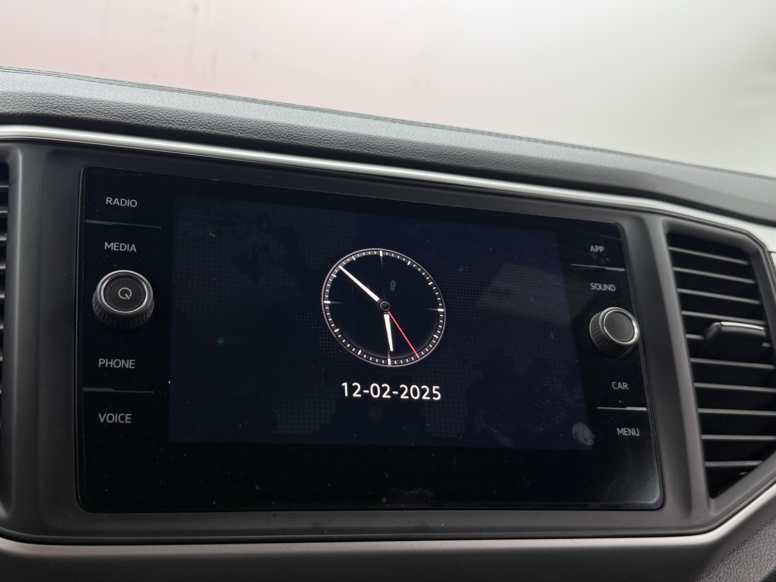 Thumbnail: 2021 Volkswagen Atlas - 3