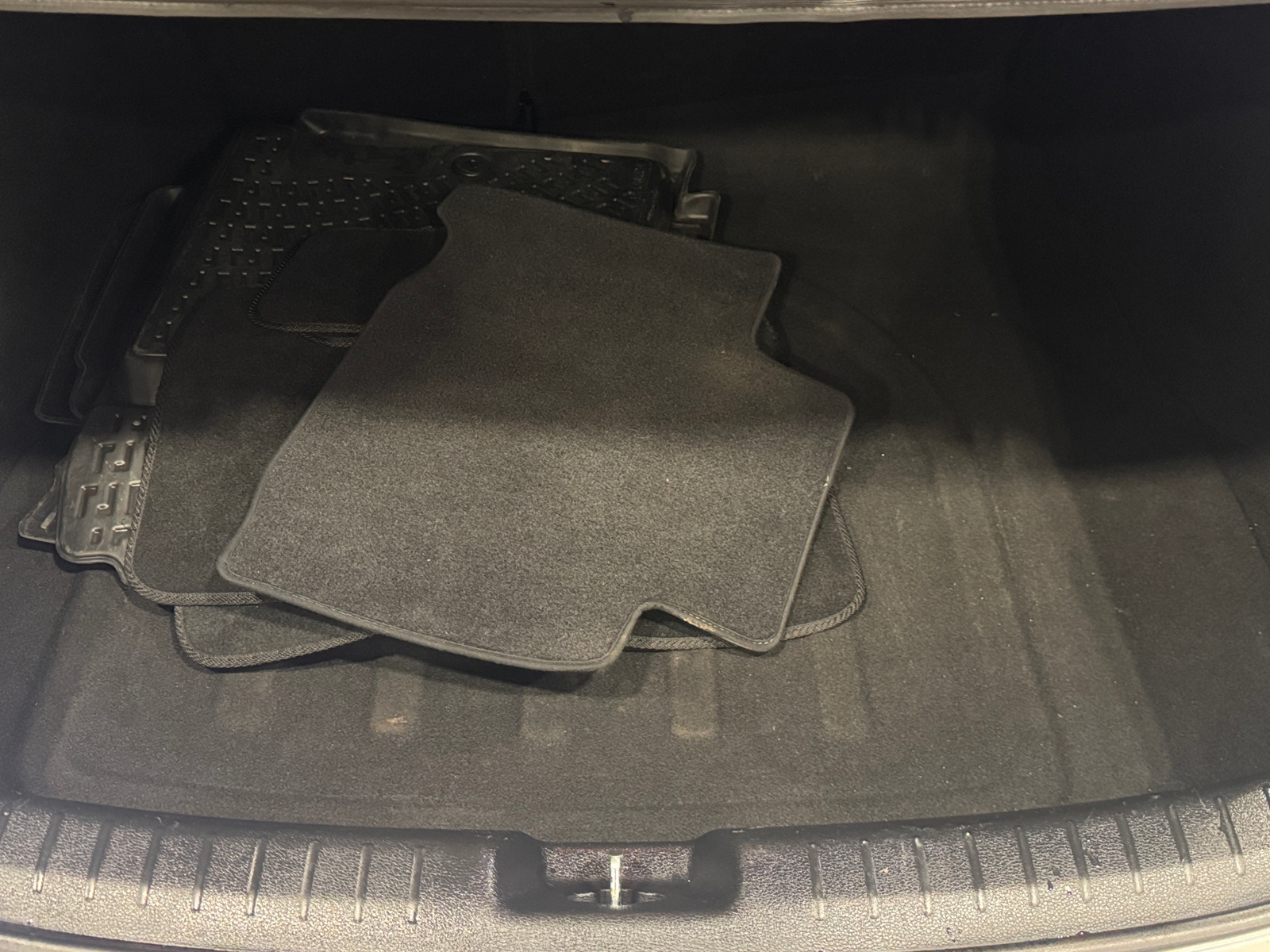 Thumbnail: 2020 Kia Forte - 6