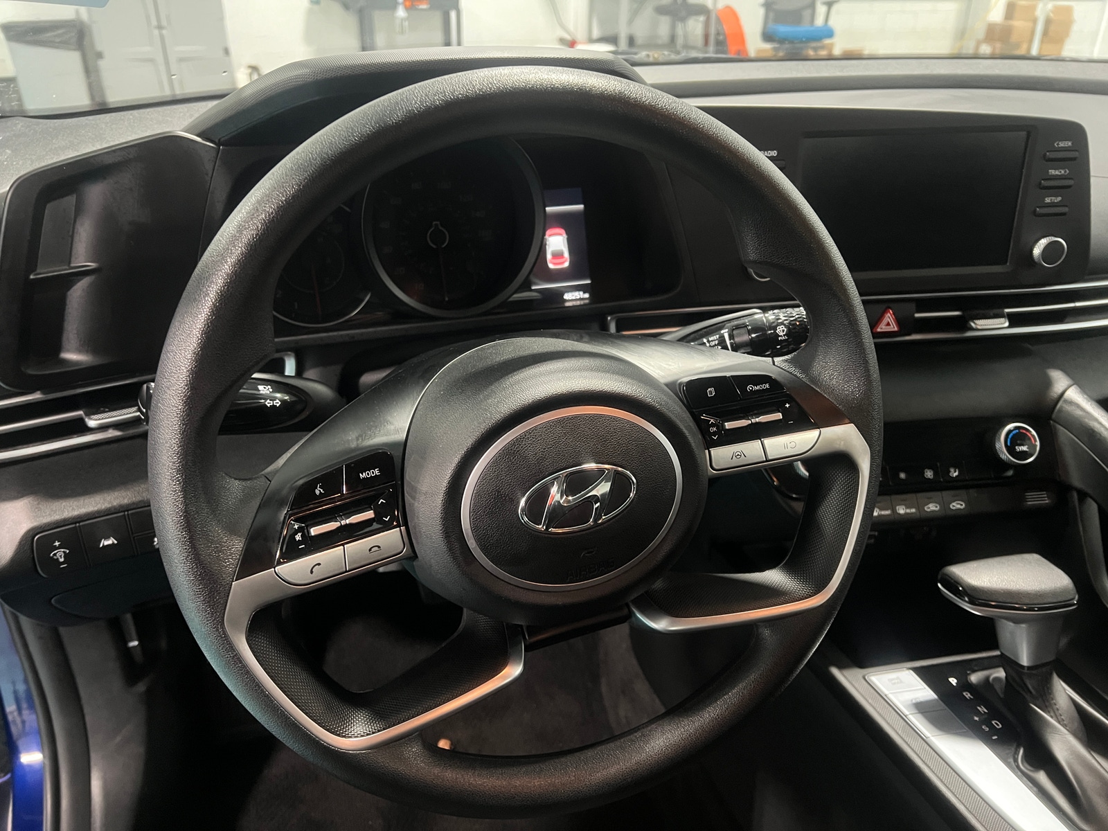 Thumbnail: 2022 Hyundai Elantra - 5