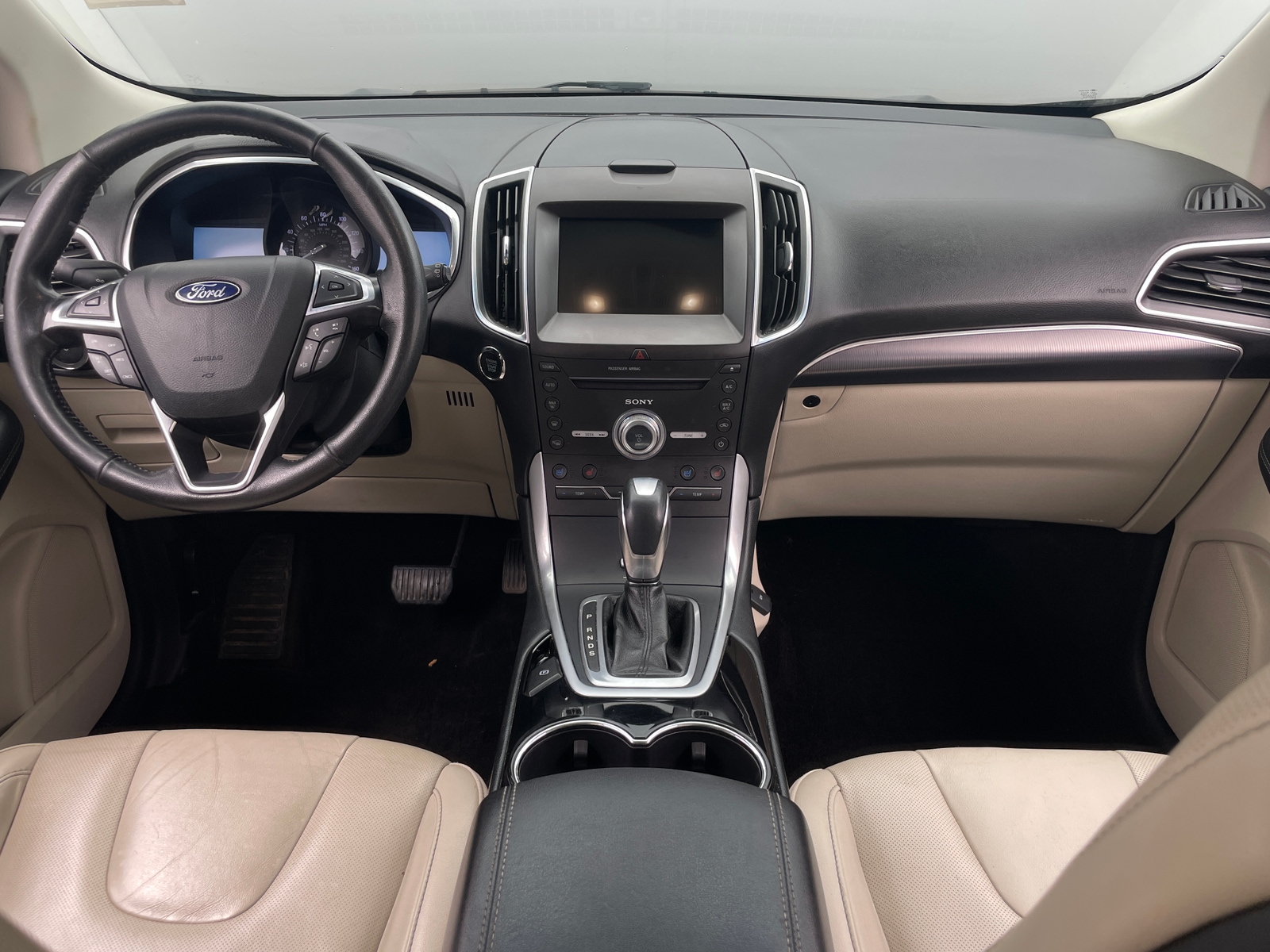 Thumbnail: 2017 Ford Edge - 2