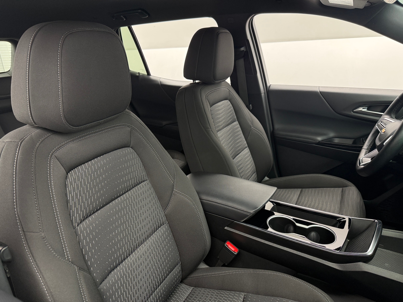 Thumbnail: 2025 Chevrolet Equinox - 2