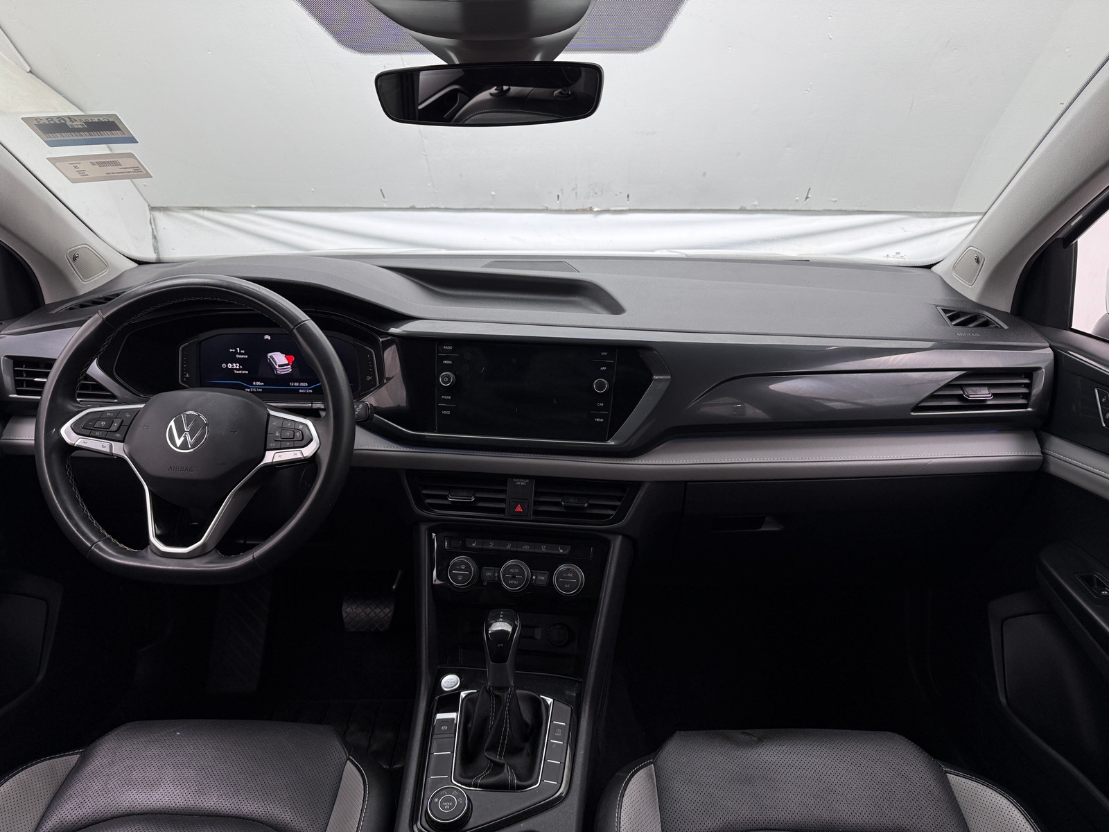 Thumbnail: 2022 Volkswagen Taos - 2