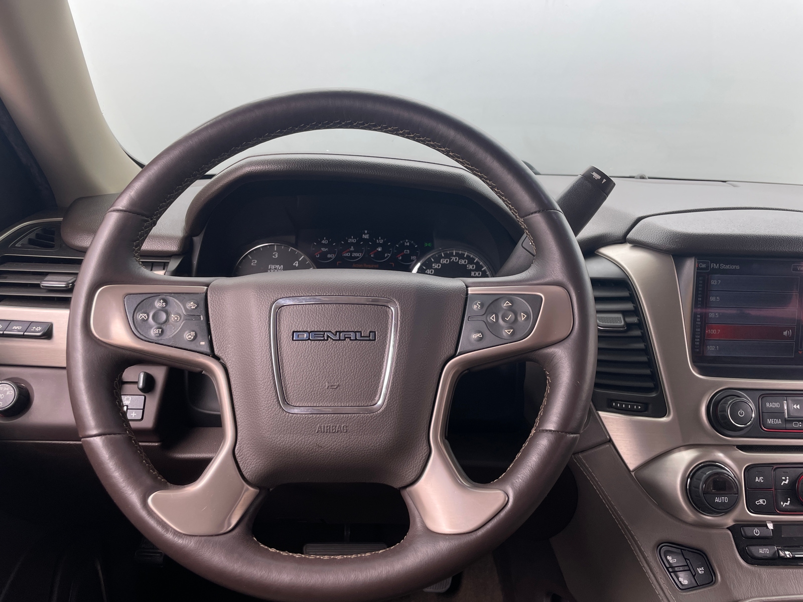 Thumbnail: 2015 GMC Yukon XL - 4