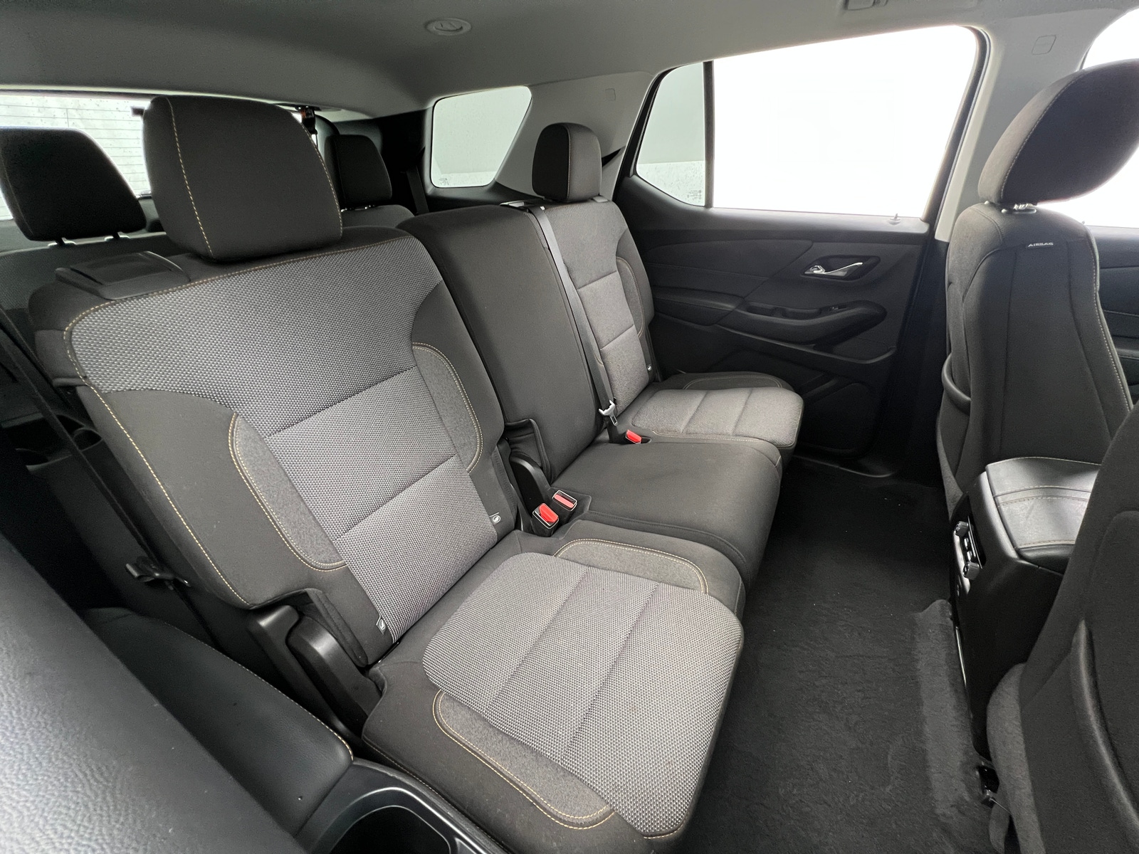 Thumbnail: 2021 Chevrolet Traverse - 6