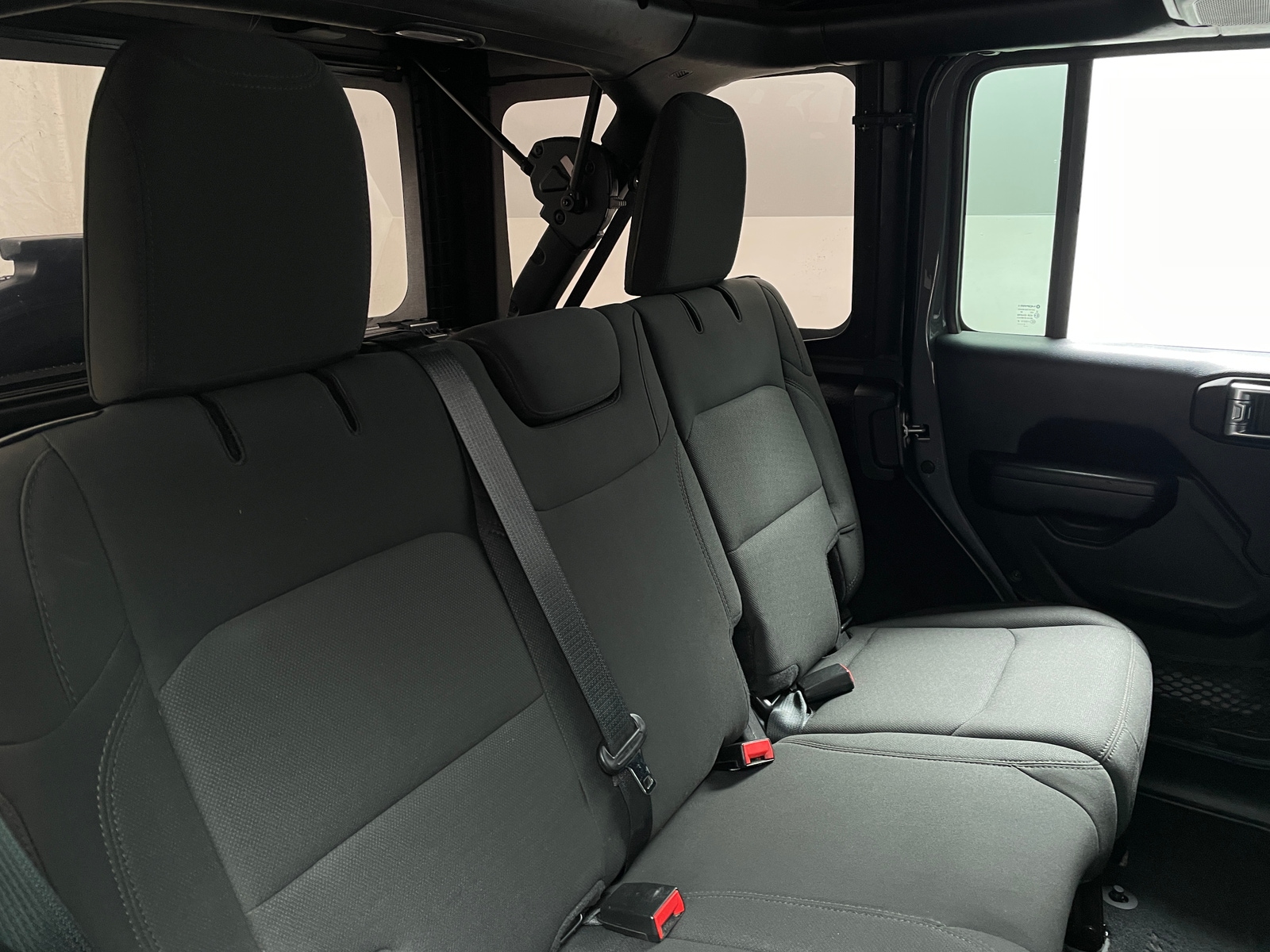 Thumbnail: 2021 Jeep Wrangler - 6