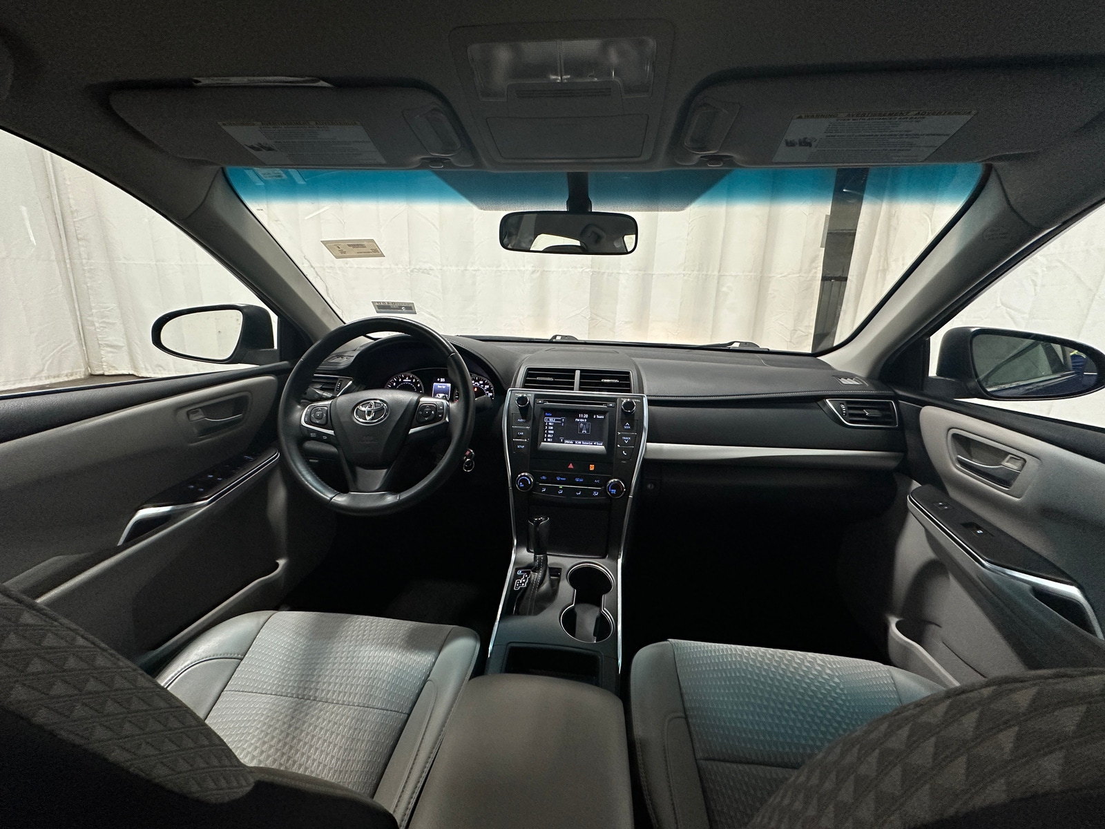 Thumbnail: 2015 Toyota Camry - 3