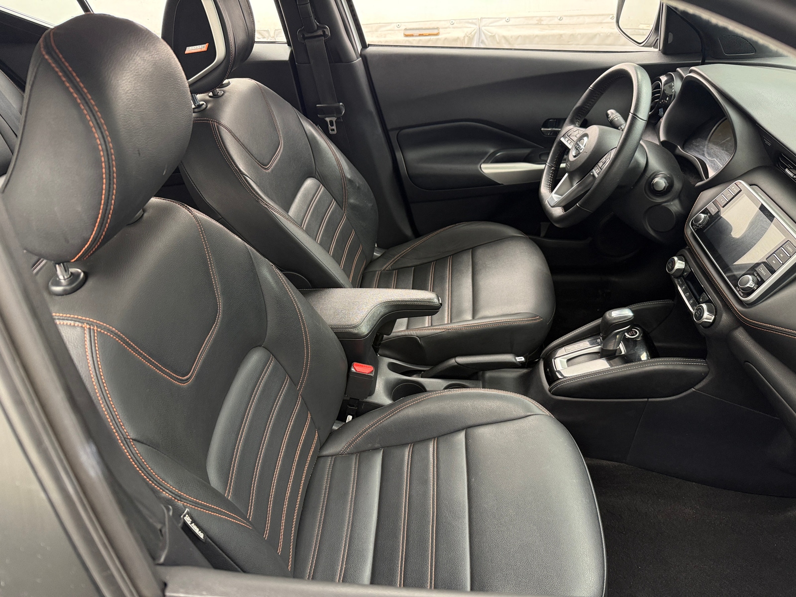 Thumbnail: 2020 Nissan Kicks - 2