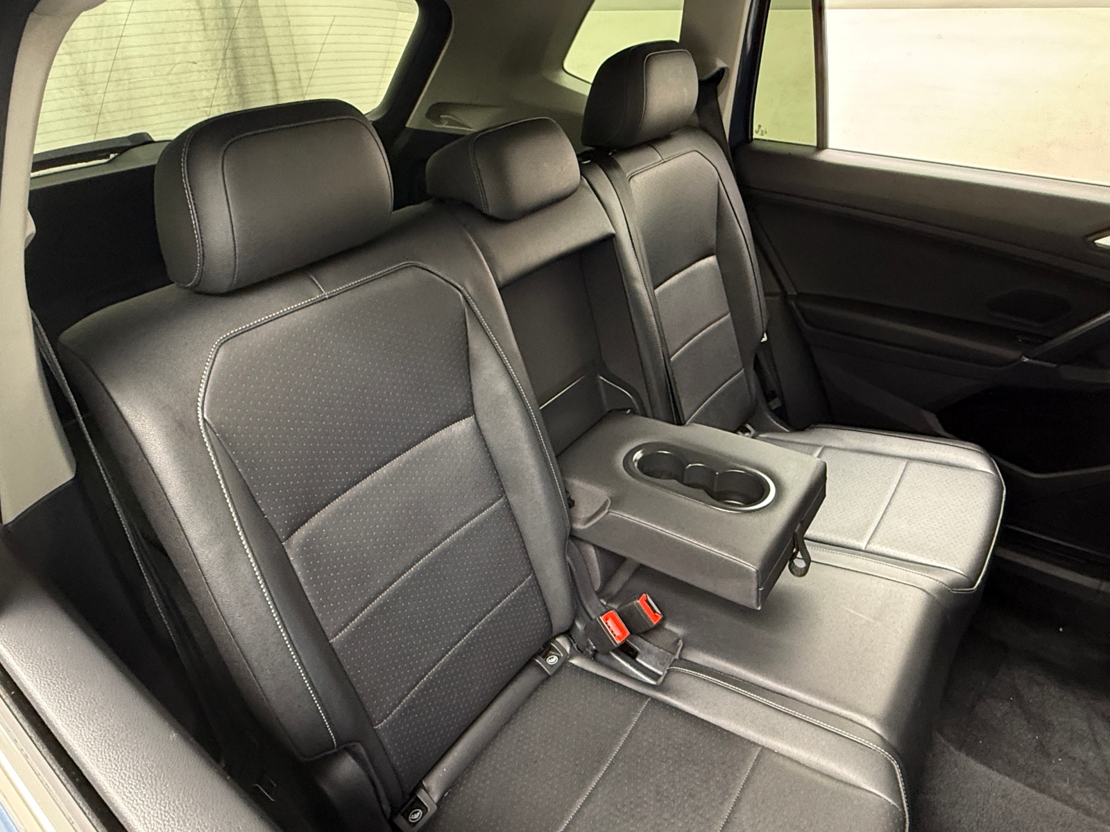 Thumbnail: 2020 Volkswagen Tiguan - 5