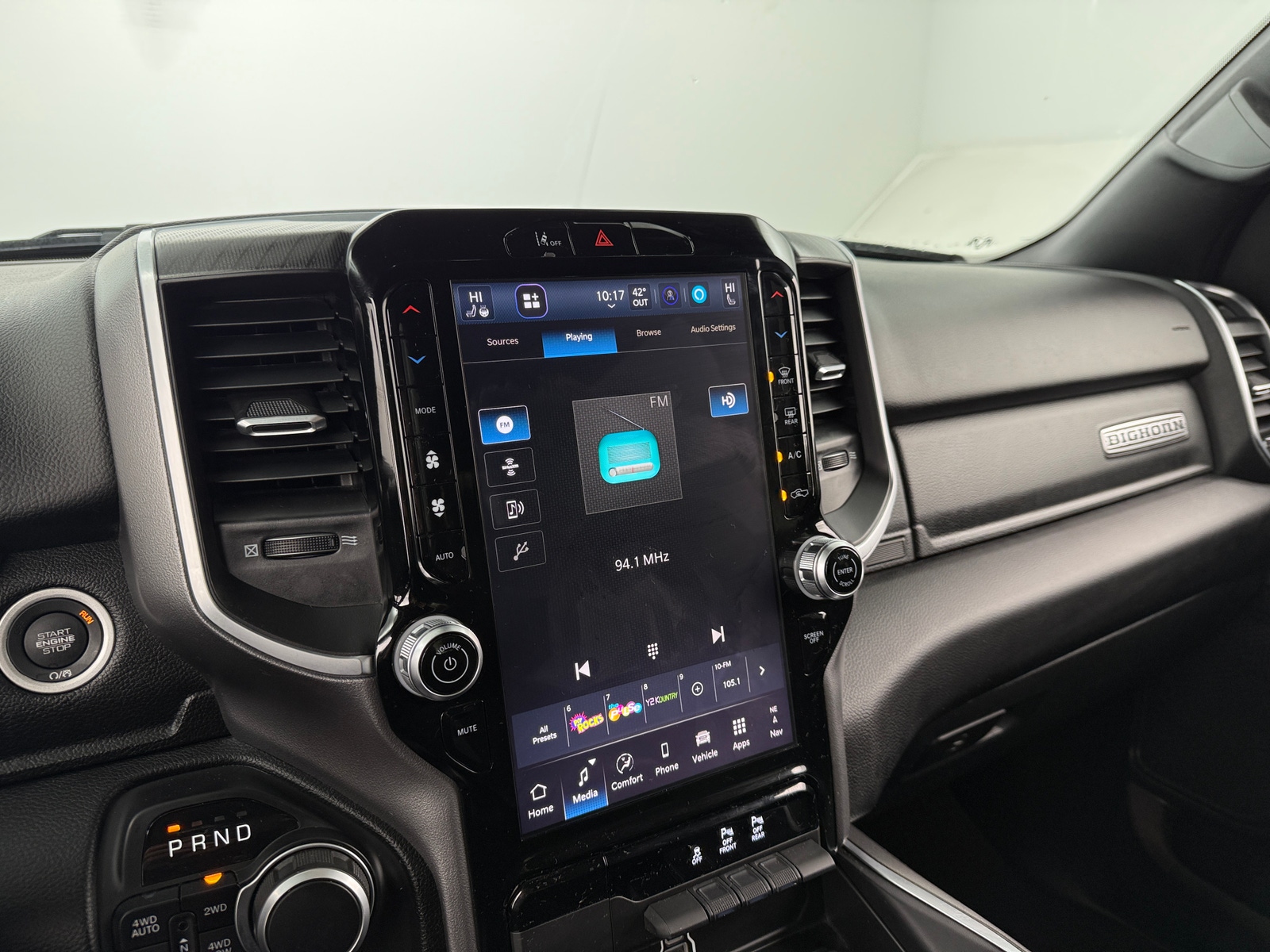 Thumbnail: 2025 RAM 1500 - 4